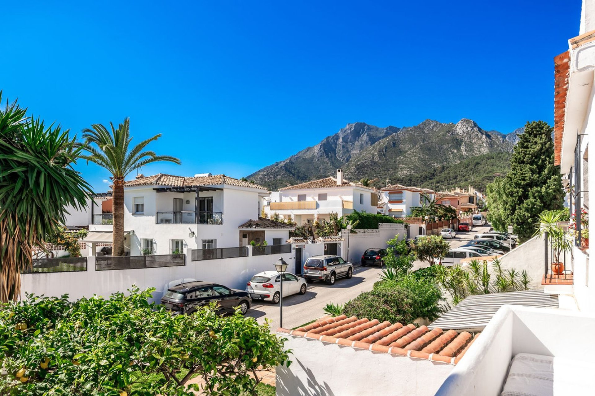 Resale - House - Semi-Detached House - Marbella - Marbella Centro