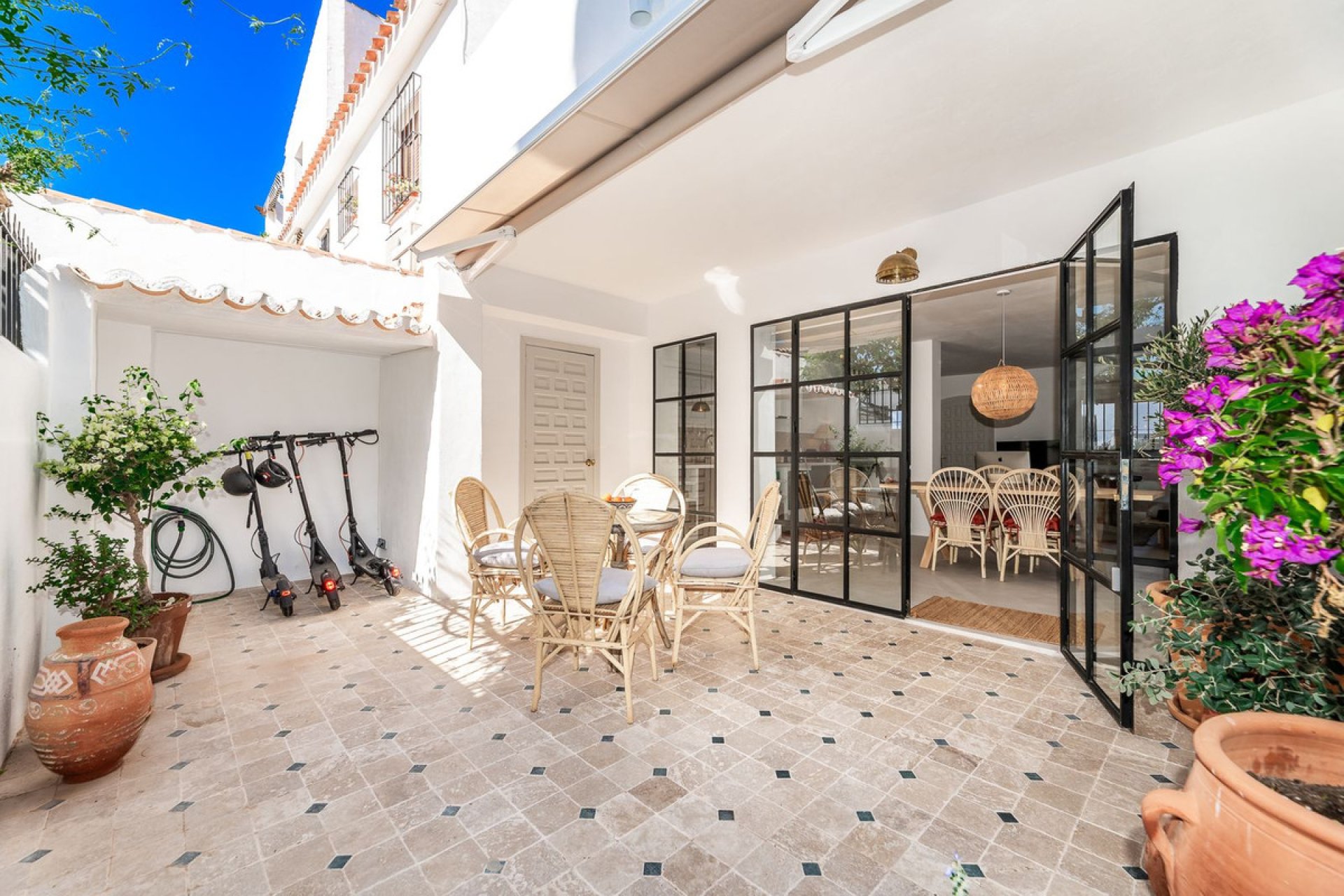 Resale - House - Semi-Detached House - Marbella - Marbella Centro