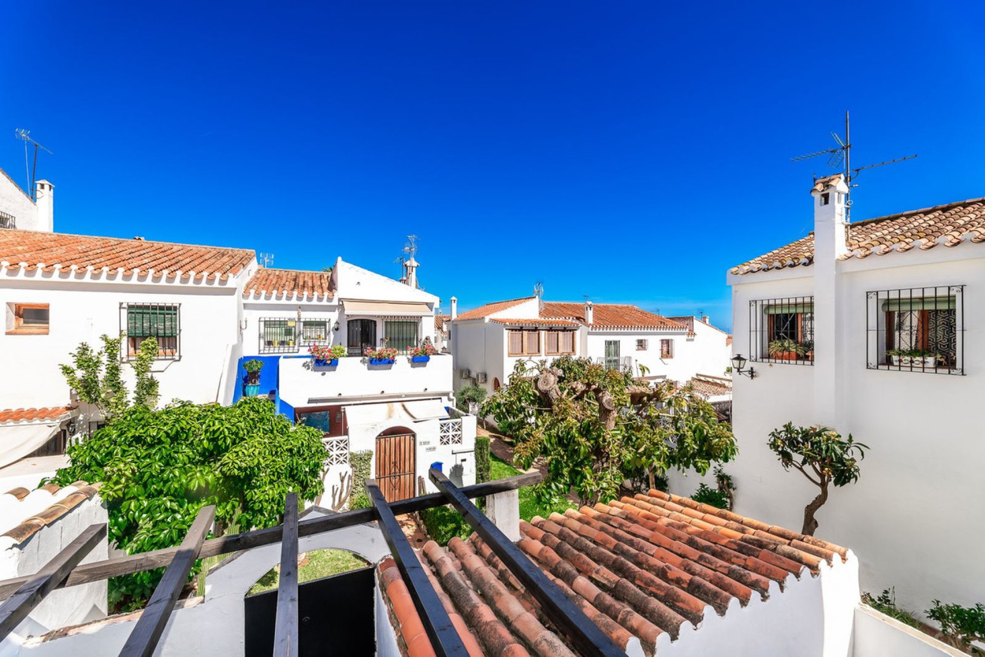 Resale - House - Semi-Detached House - Marbella - Marbella Centro