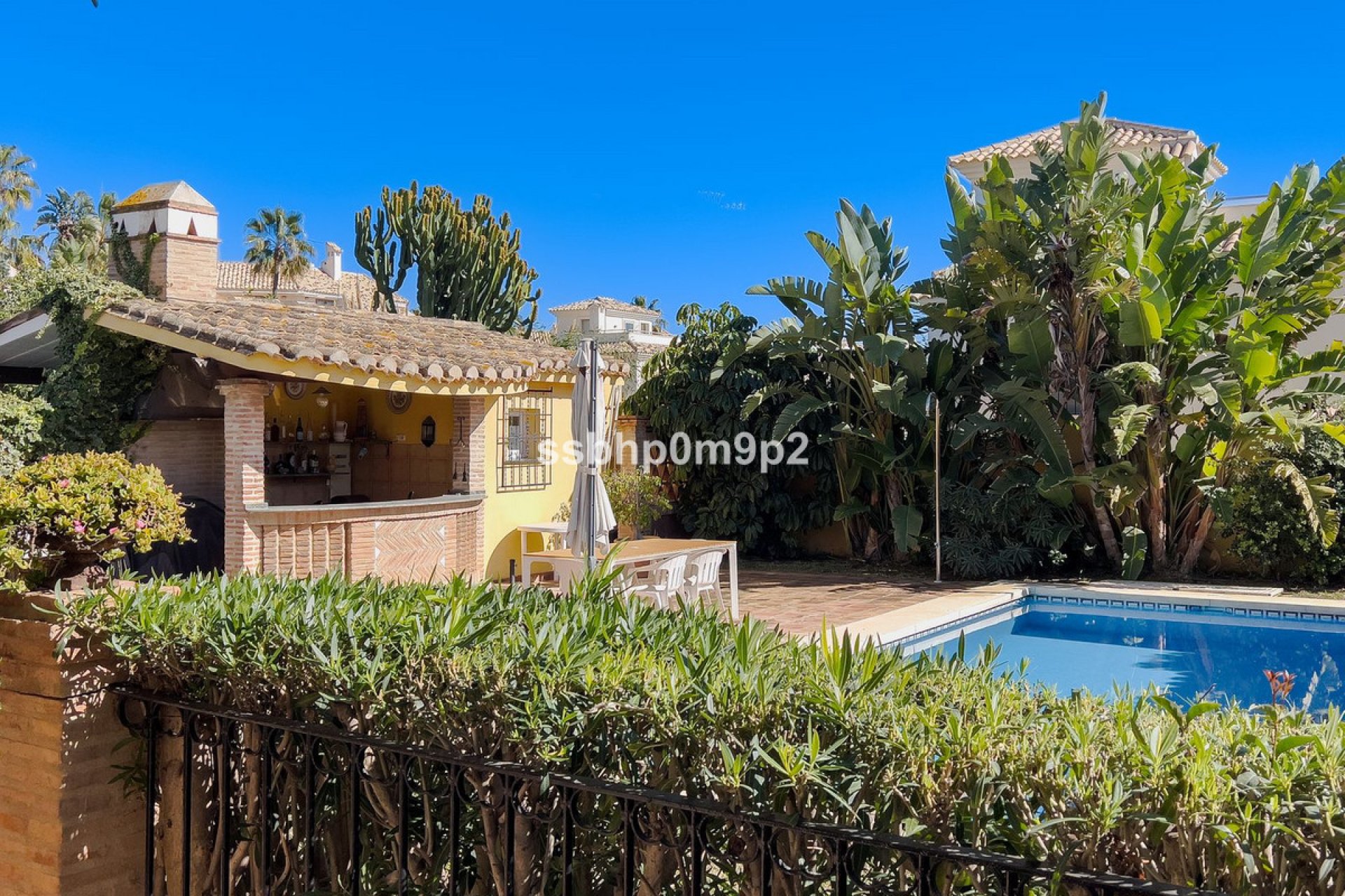 Resale - House - Semi-Detached House - Marbella - Marbella Centro