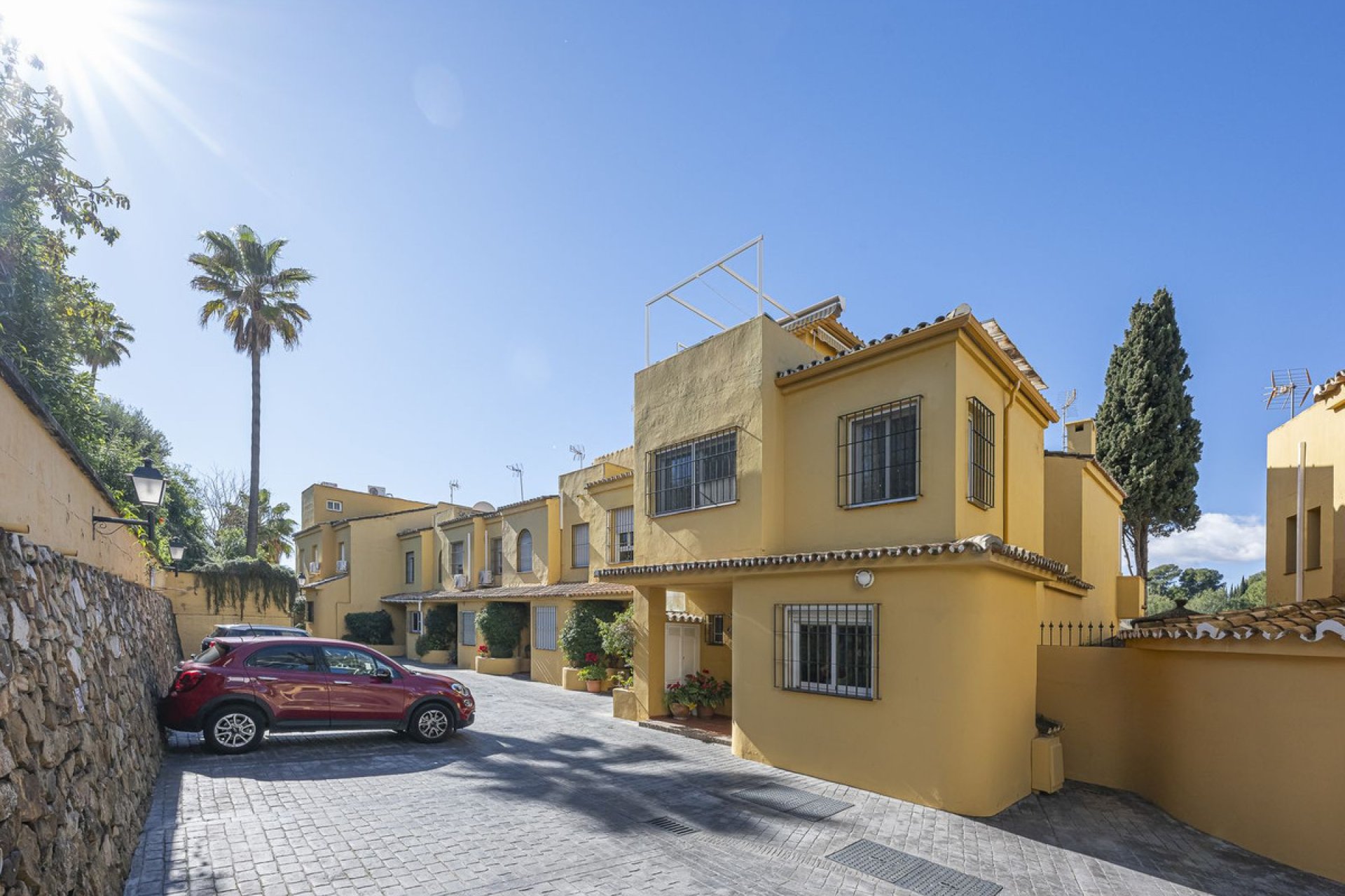 Resale - House - Semi-Detached House - Marbella - Marbella Centro