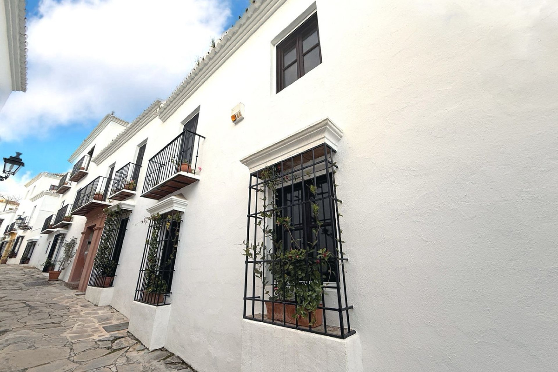 Resale - House - Semi-Detached House - Marbella - Marbella Centro
