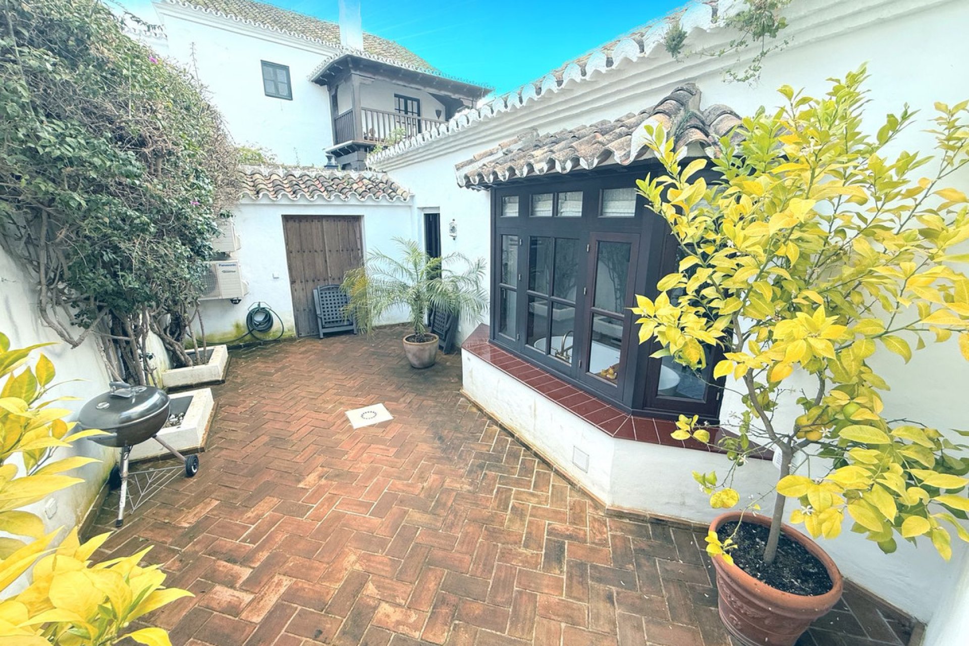 Resale - House - Semi-Detached House - Marbella - Marbella Centro