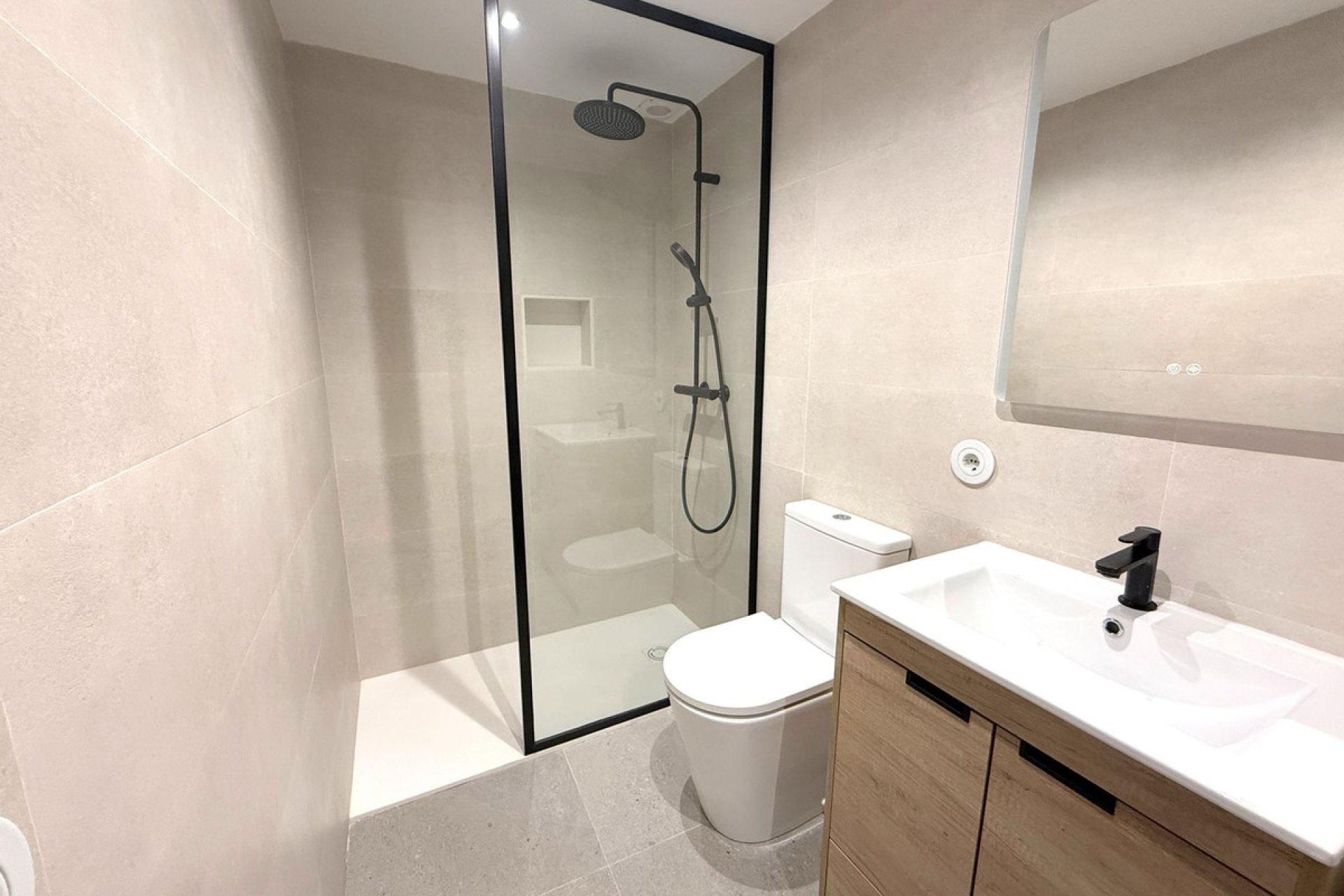 Resale - House - Semi-Detached House - Marbella - Marbella Centro