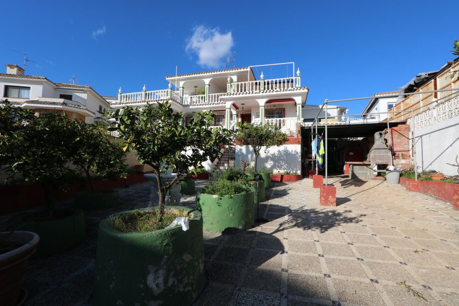 Resale - House - Semi-Detached House - Marbella - Marbella Centro