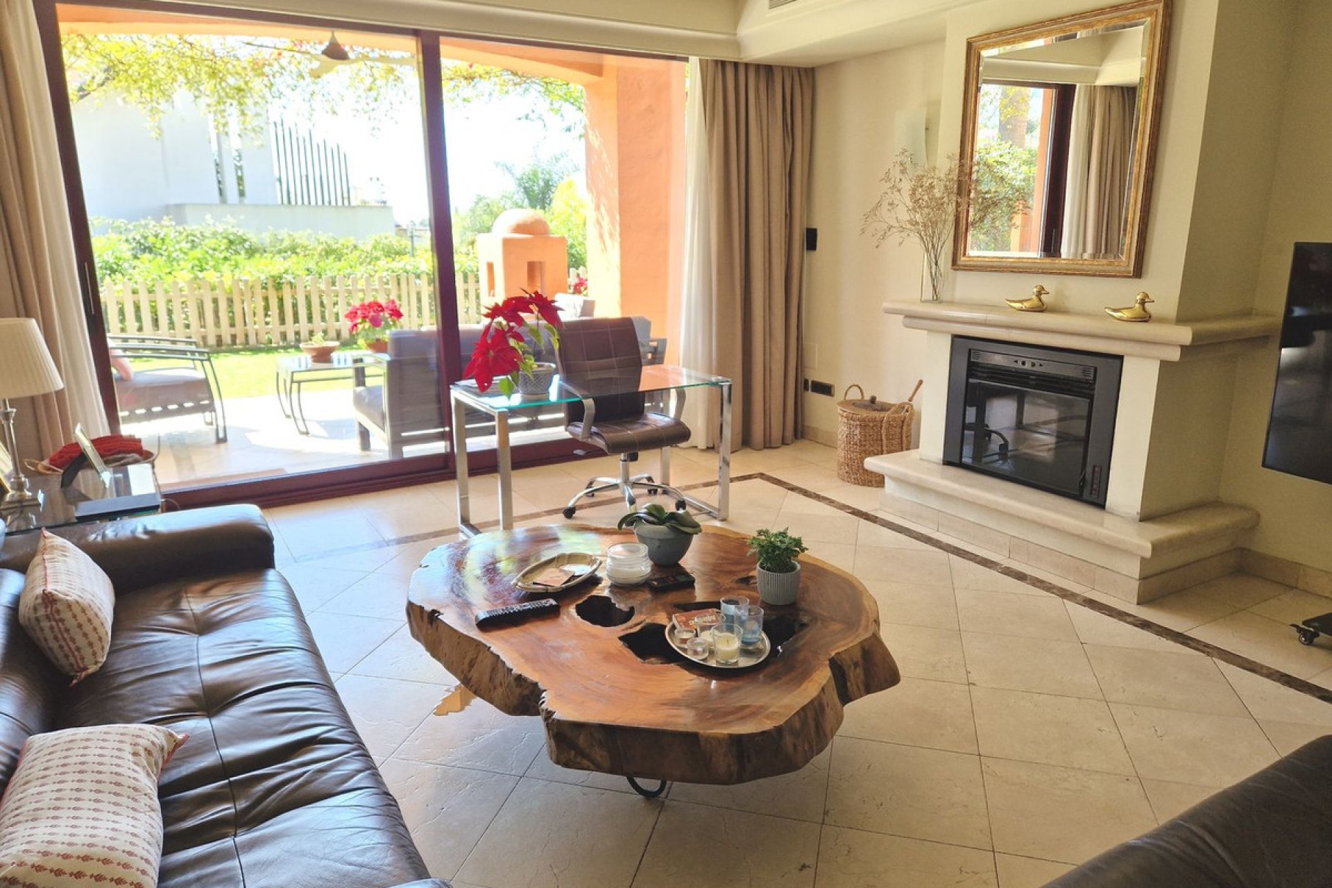 Resale - House - Semi-Detached House - Marbella - Nagüeles