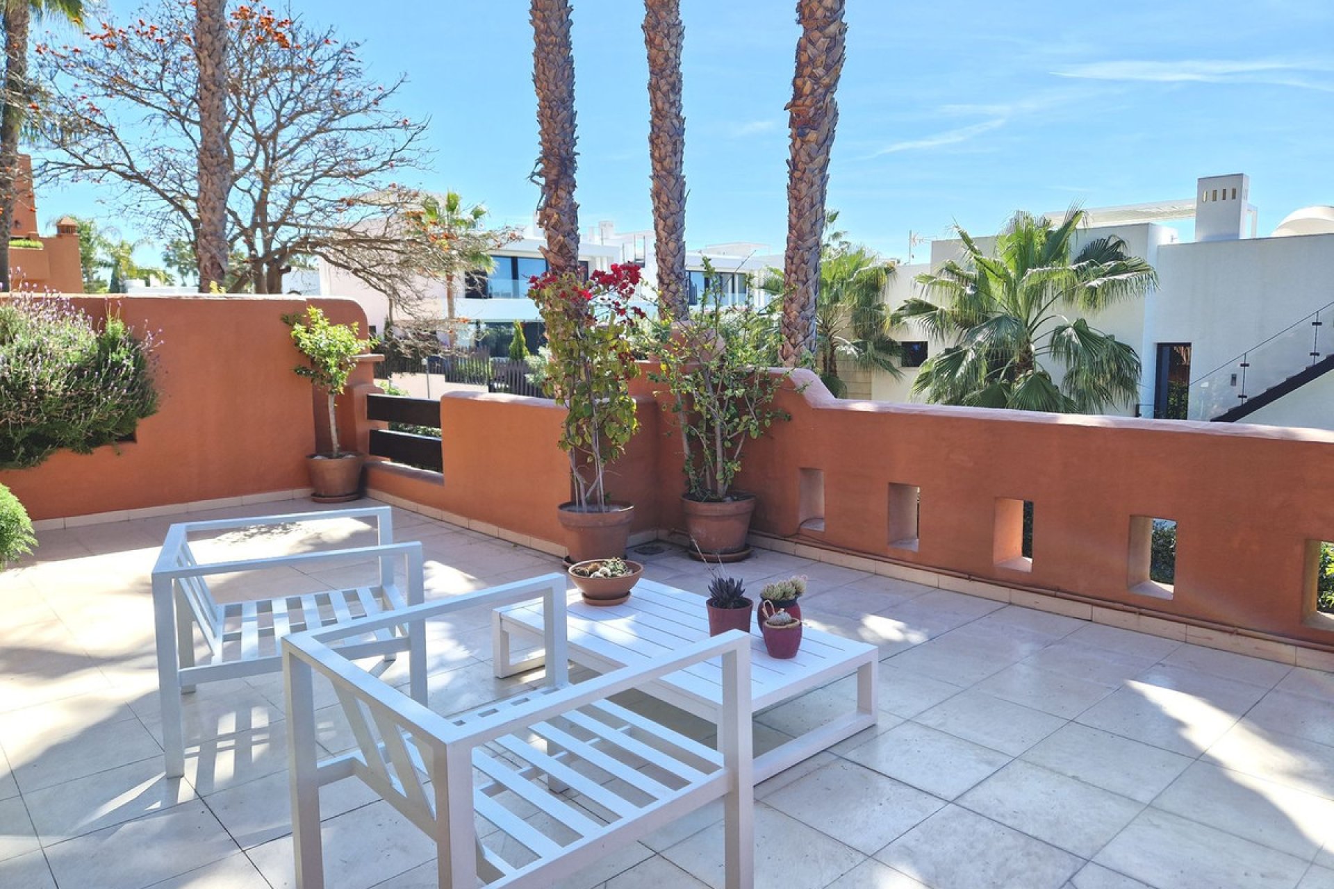 Resale - House - Semi-Detached House - Marbella - Nagüeles