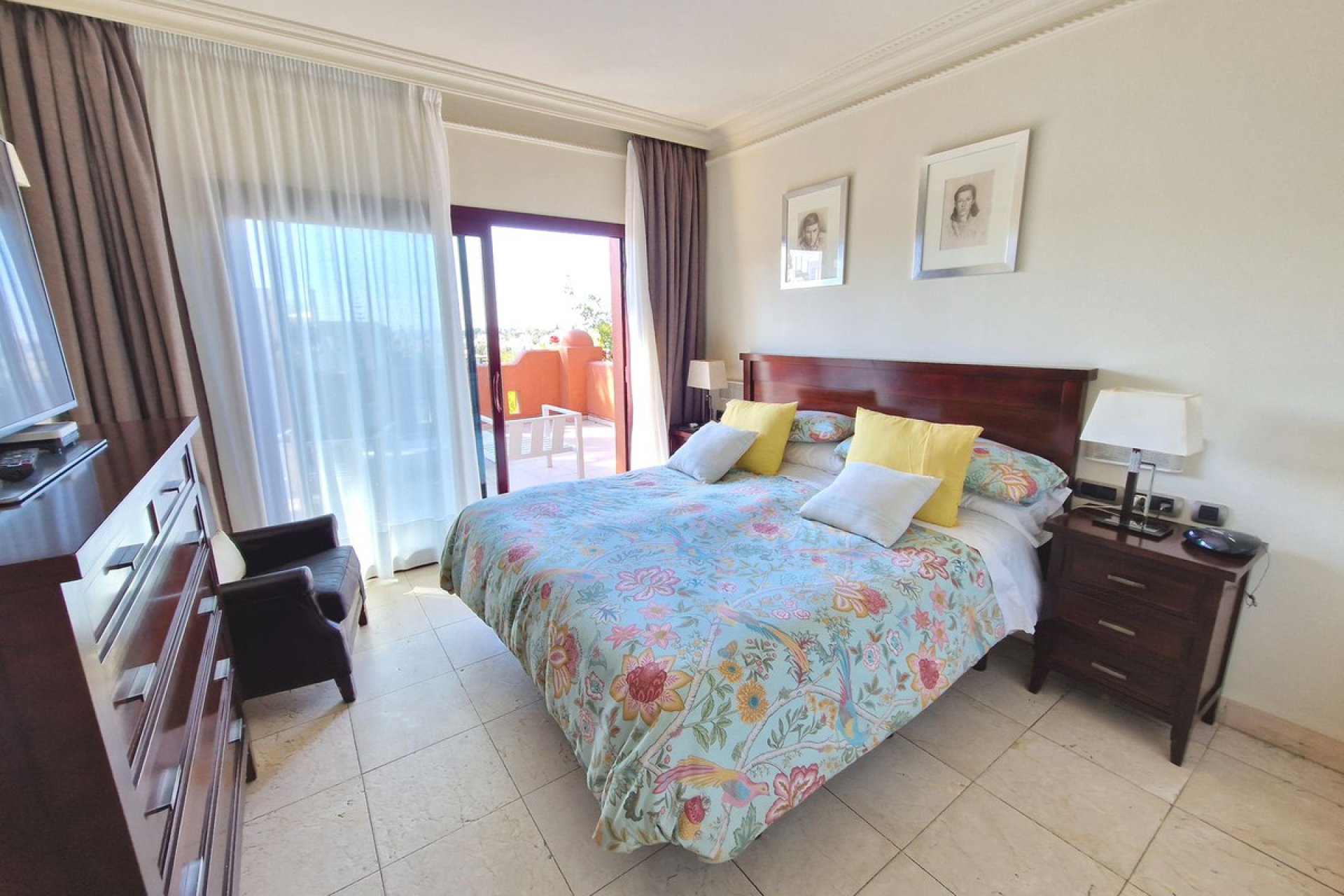 Resale - House - Semi-Detached House - Marbella - Nagüeles