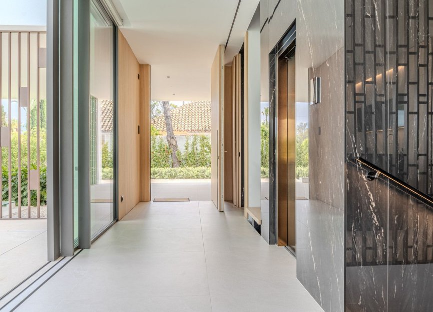 Resale - House - Semi-Detached House - Marbella - Nueva Andalucia