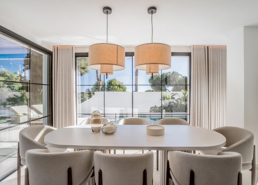 Resale - House - Semi-Detached House - Marbella - Nueva Andalucia