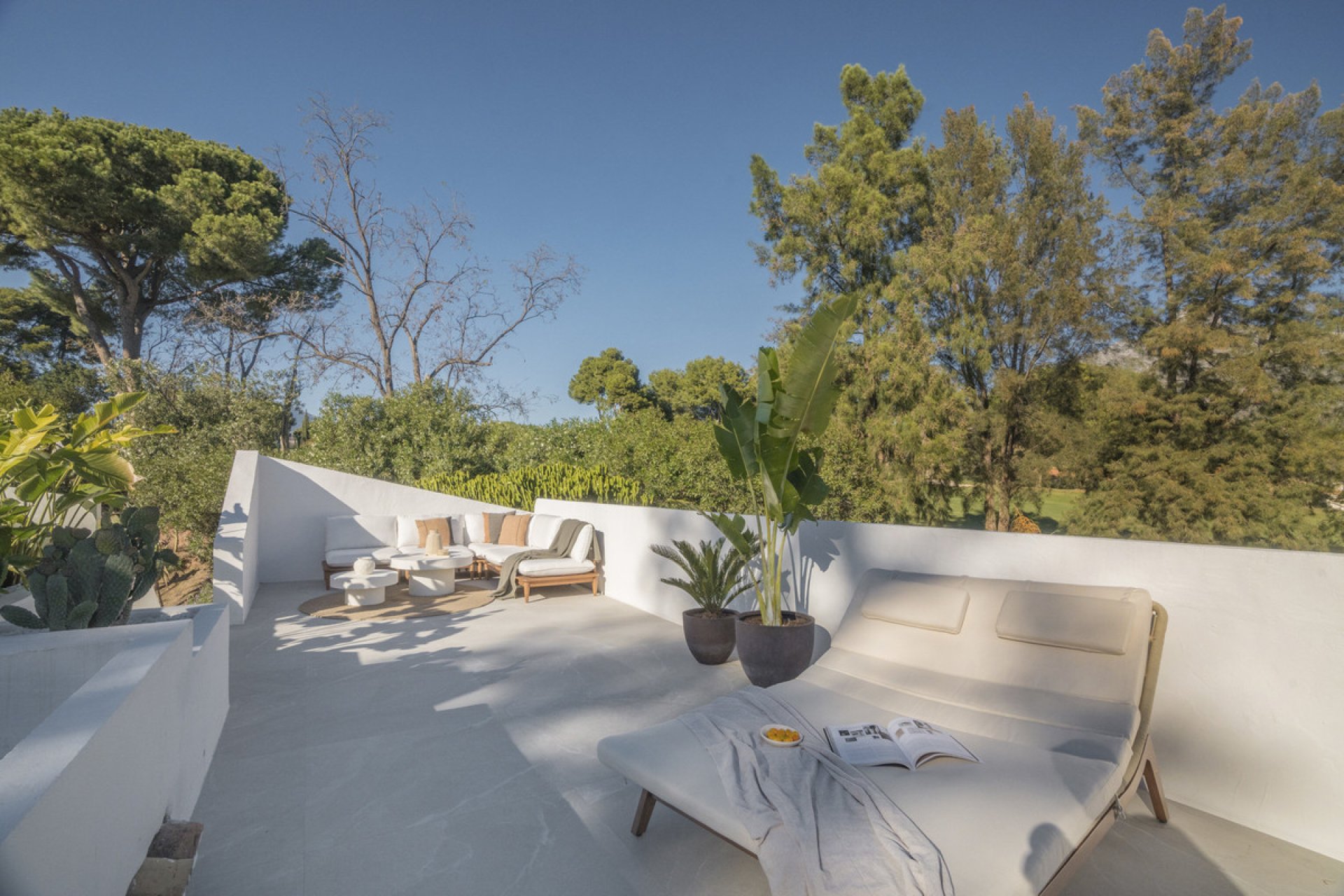 Resale - House - Semi-Detached House - Marbella - Nueva Andalucia