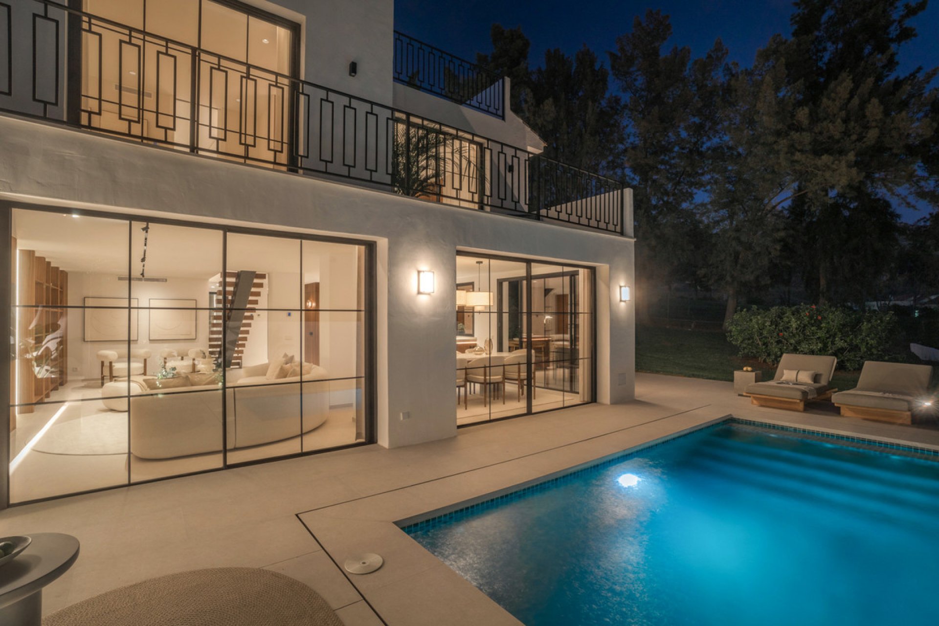 Resale - House - Semi-Detached House - Marbella - Nueva Andalucia