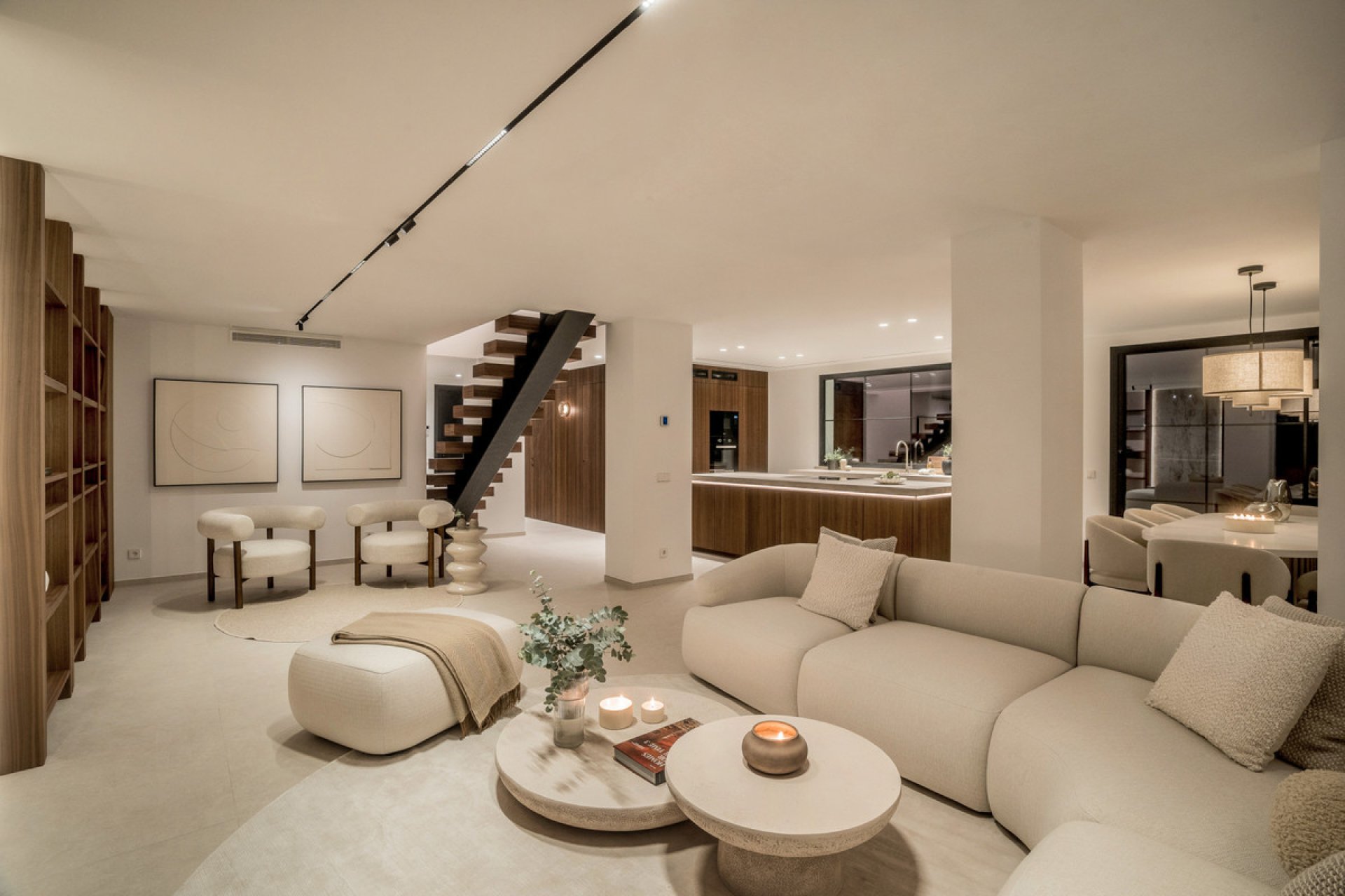 Resale - House - Semi-Detached House - Marbella - Nueva Andalucia