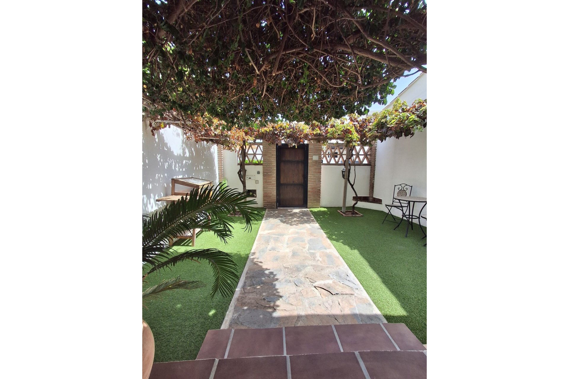 Resale - House - Semi-Detached House - Marbella - Nueva Andalucia