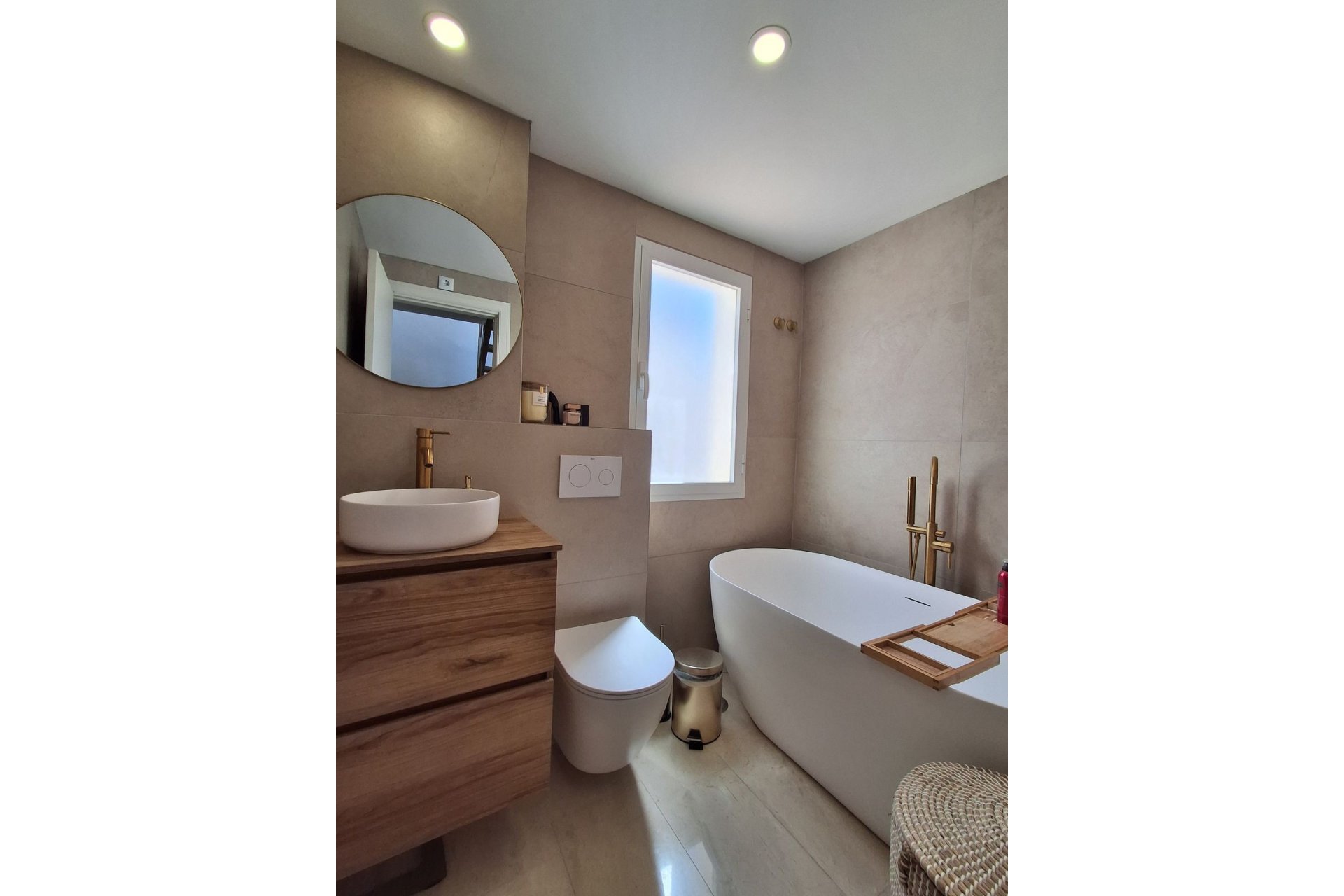 Resale - House - Semi-Detached House - Marbella - Nueva Andalucia