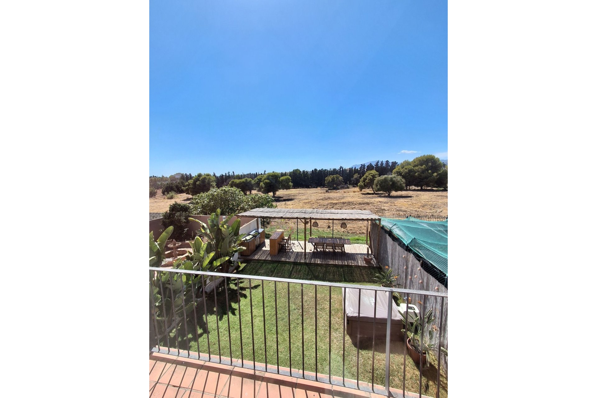 Resale - House - Semi-Detached House - Marbella - Nueva Andalucia