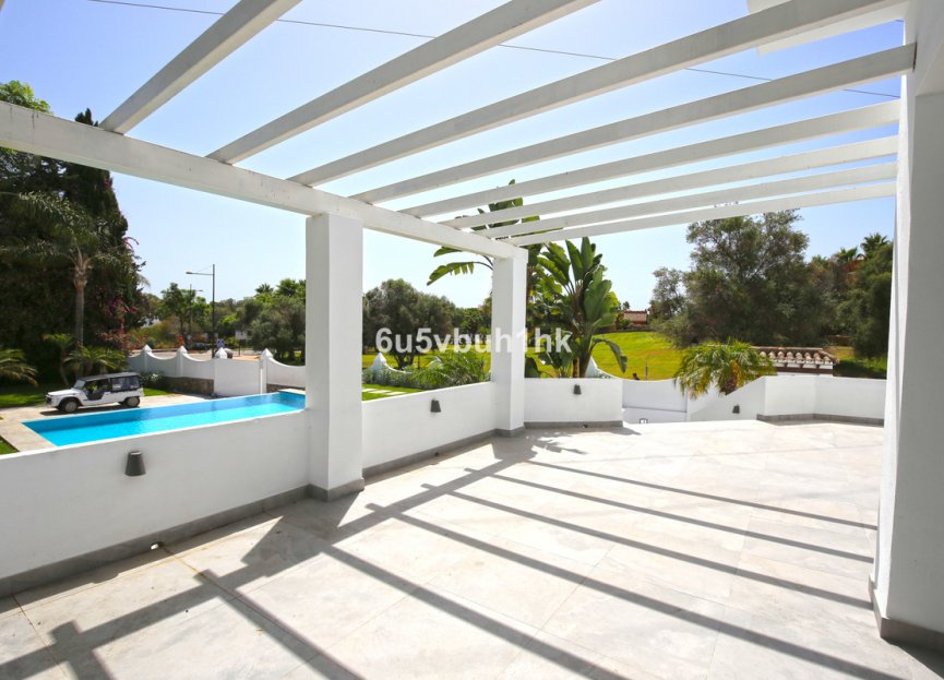 Resale - House - Semi-Detached House - Marbella - Nueva Andalucia