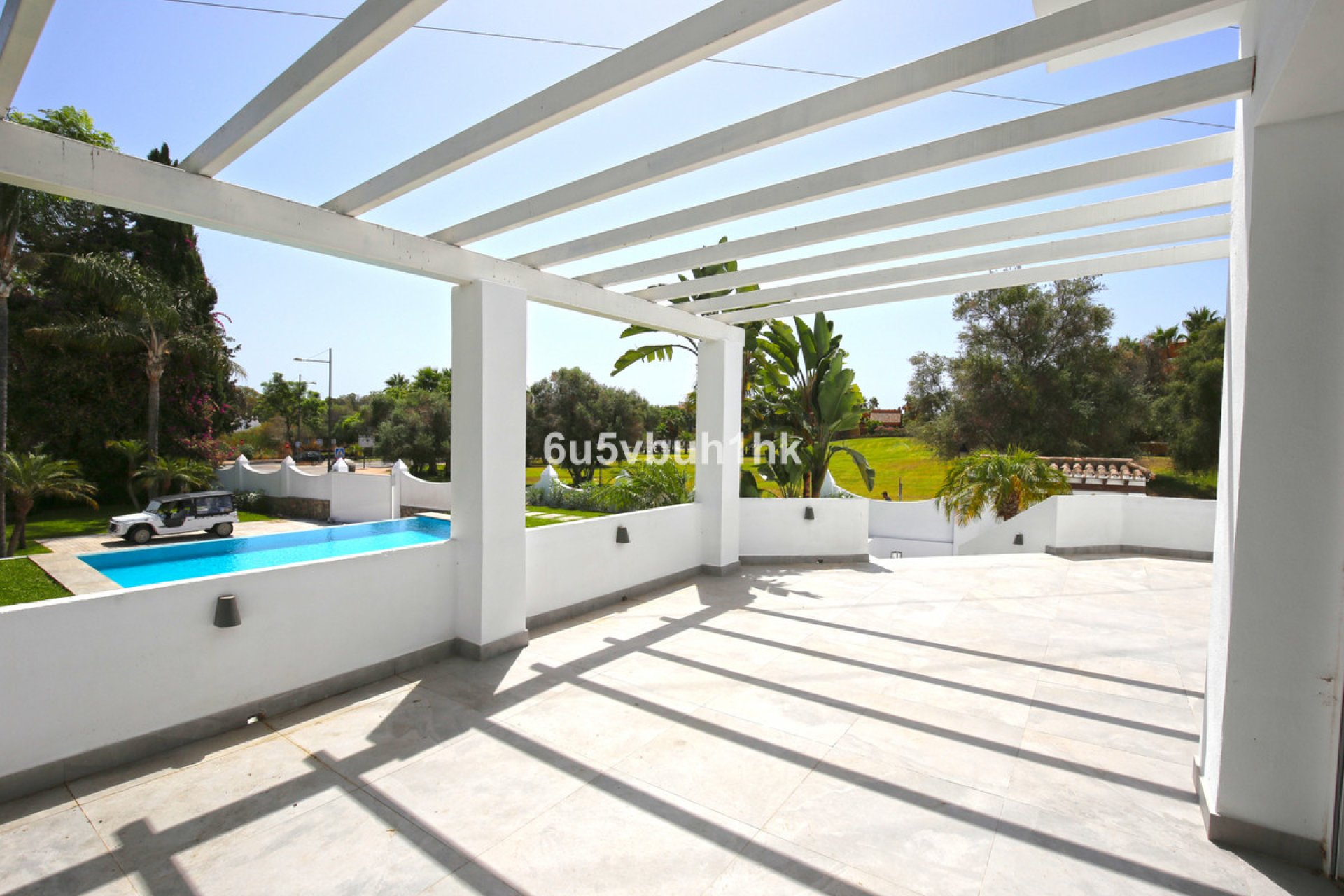 Resale - House - Semi-Detached House - Marbella - Nueva Andalucia