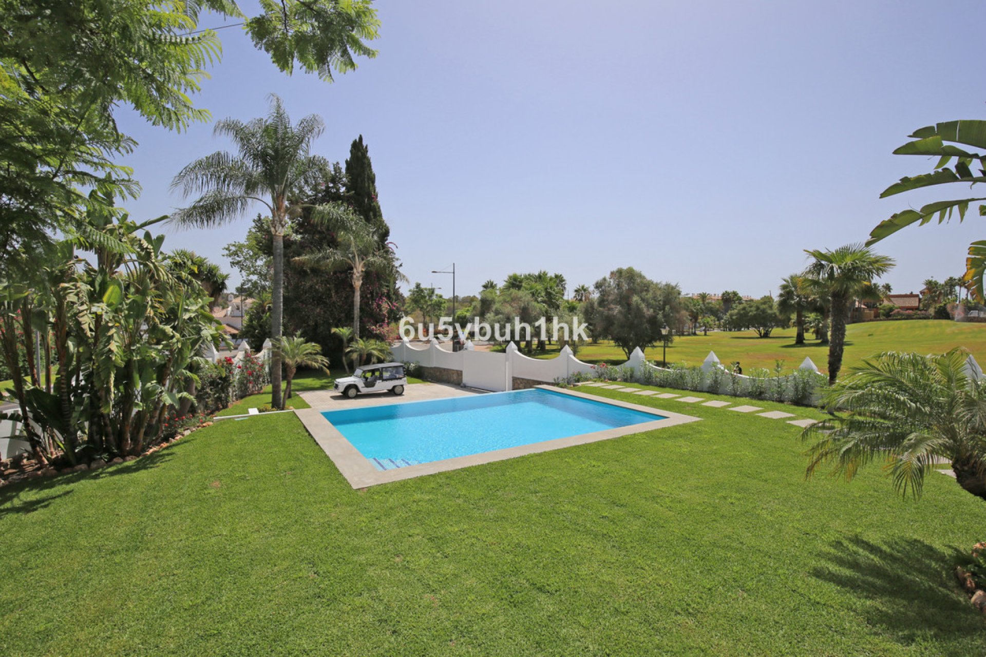 Resale - House - Semi-Detached House - Marbella - Nueva Andalucia