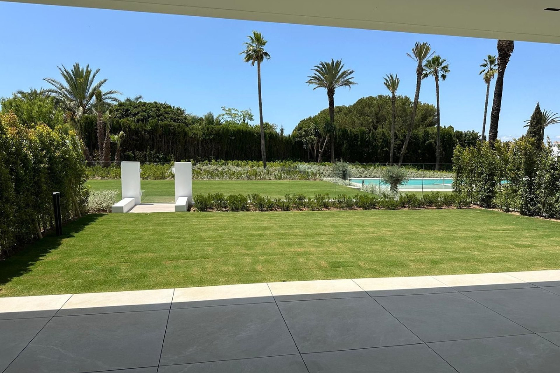 Resale - House - Semi-Detached House - Marbella - Nueva Andalucia