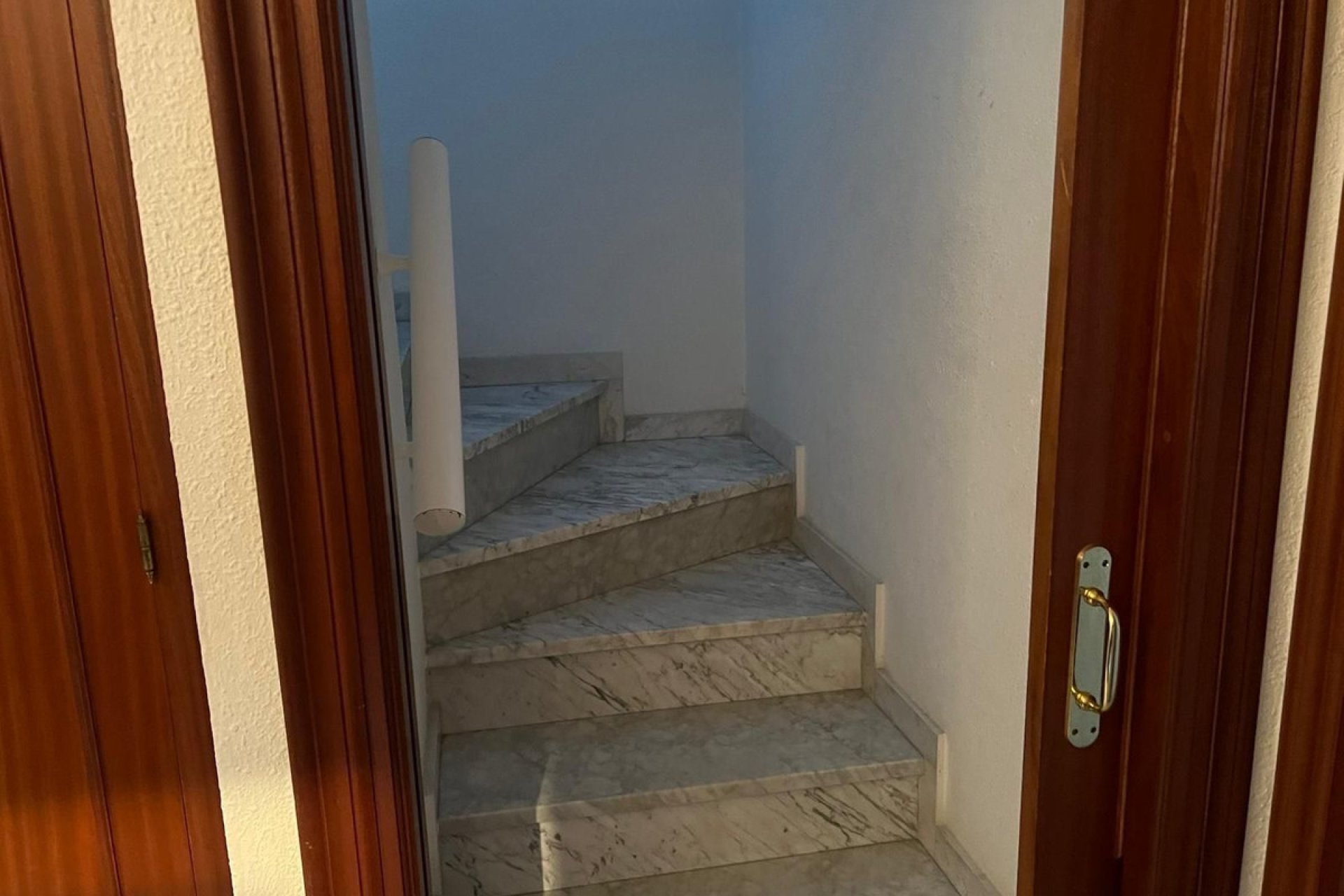 Resale - House - Semi-Detached House - Marbella - Nueva Andalucia