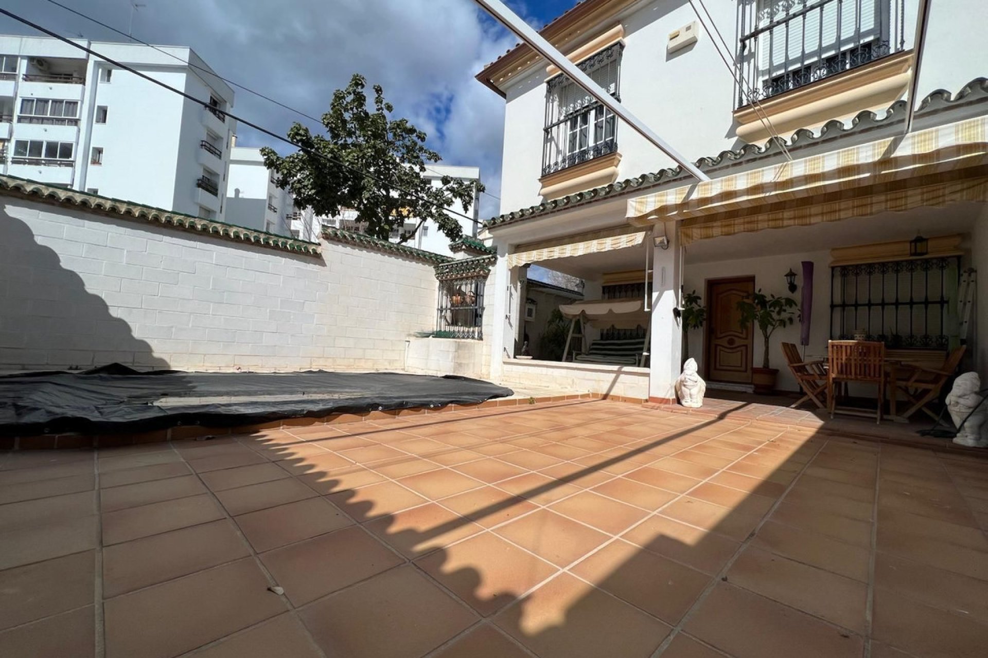 Resale - House - Semi-Detached House - Marbella - Nueva Andalucia