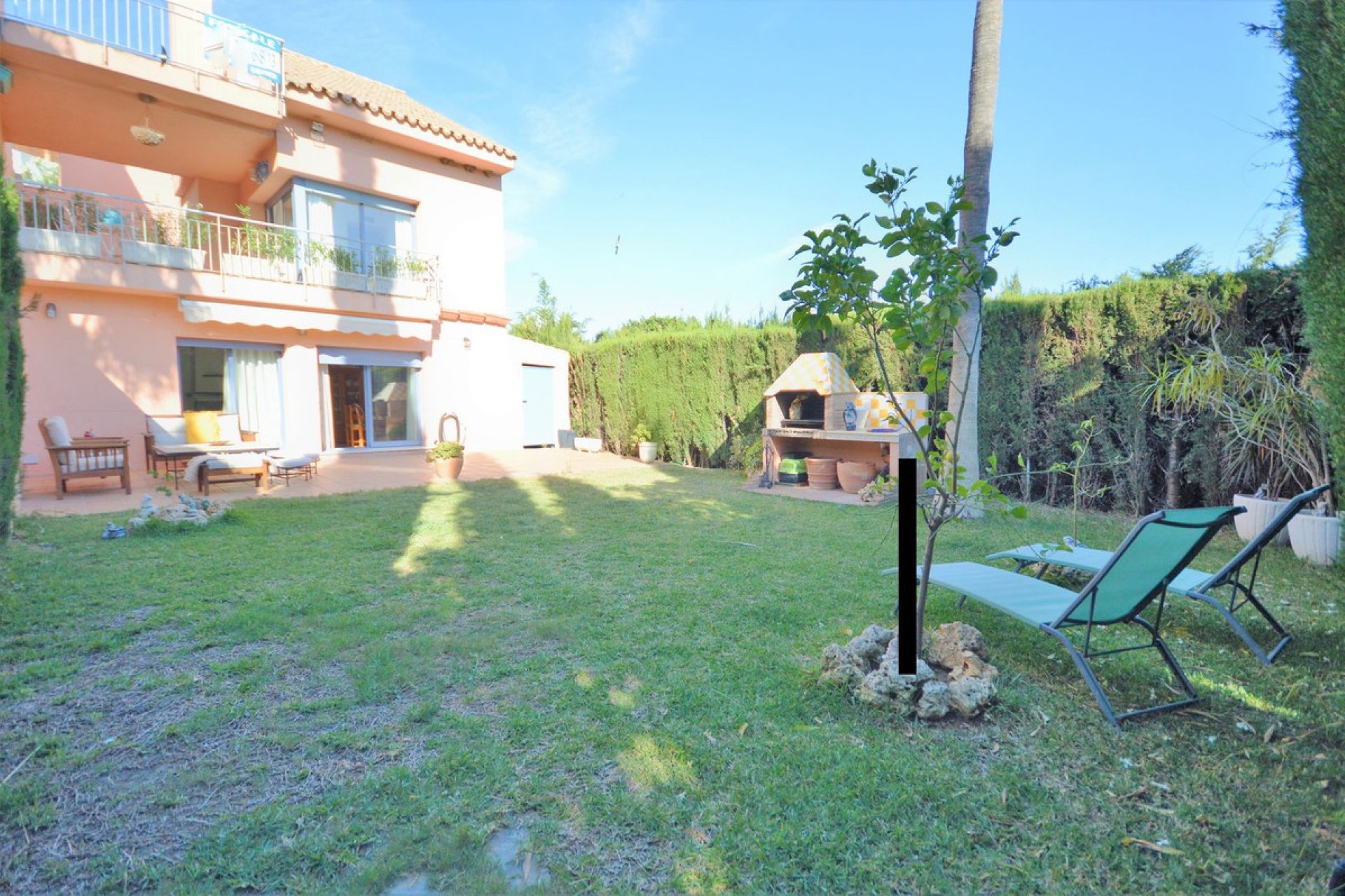 Resale - House - Semi-Detached House - Marbella - Nueva Andalucia