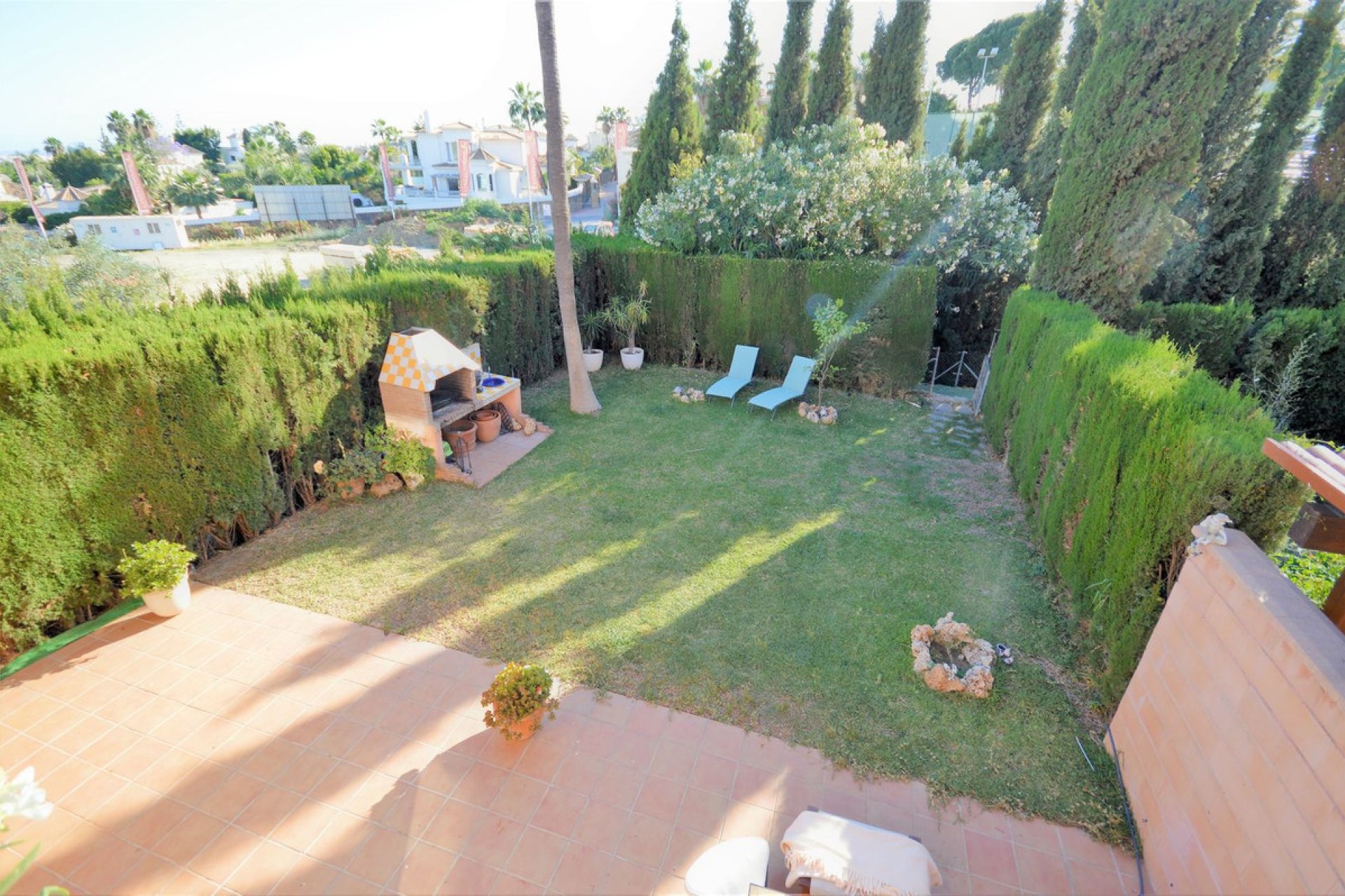 Resale - House - Semi-Detached House - Marbella - Nueva Andalucia