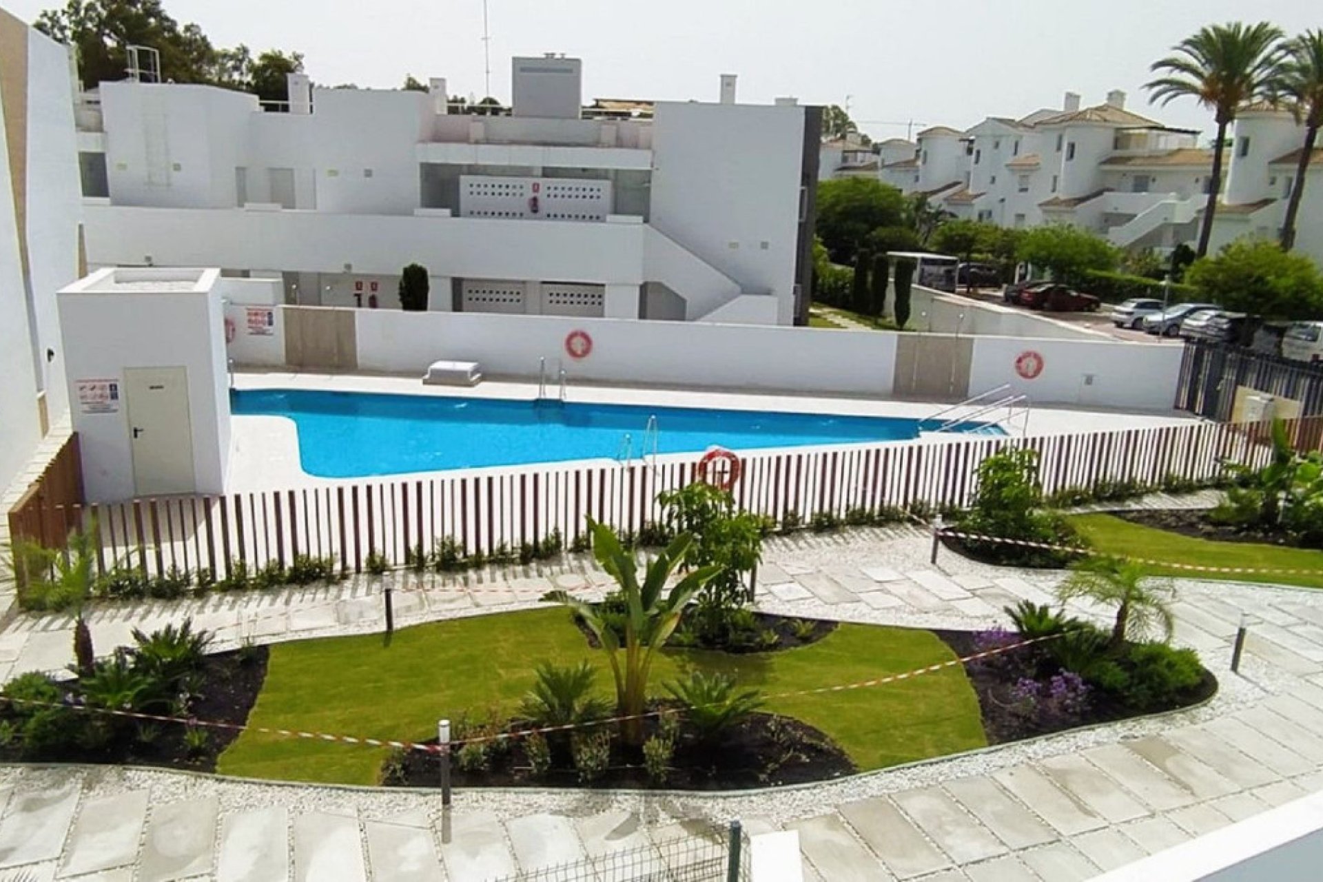 Resale - House - Semi-Detached House - Marbella - Nueva Andalucia