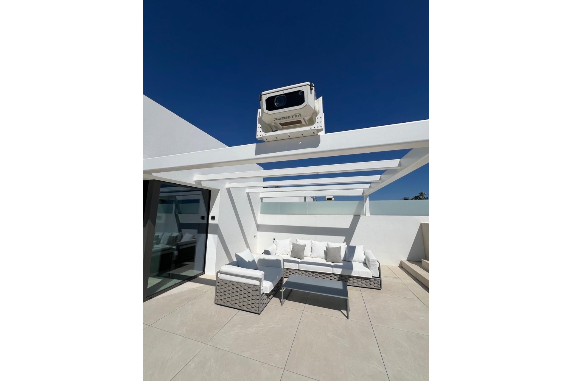 Resale - House - Semi-Detached House - Marbella - Nueva Andalucia