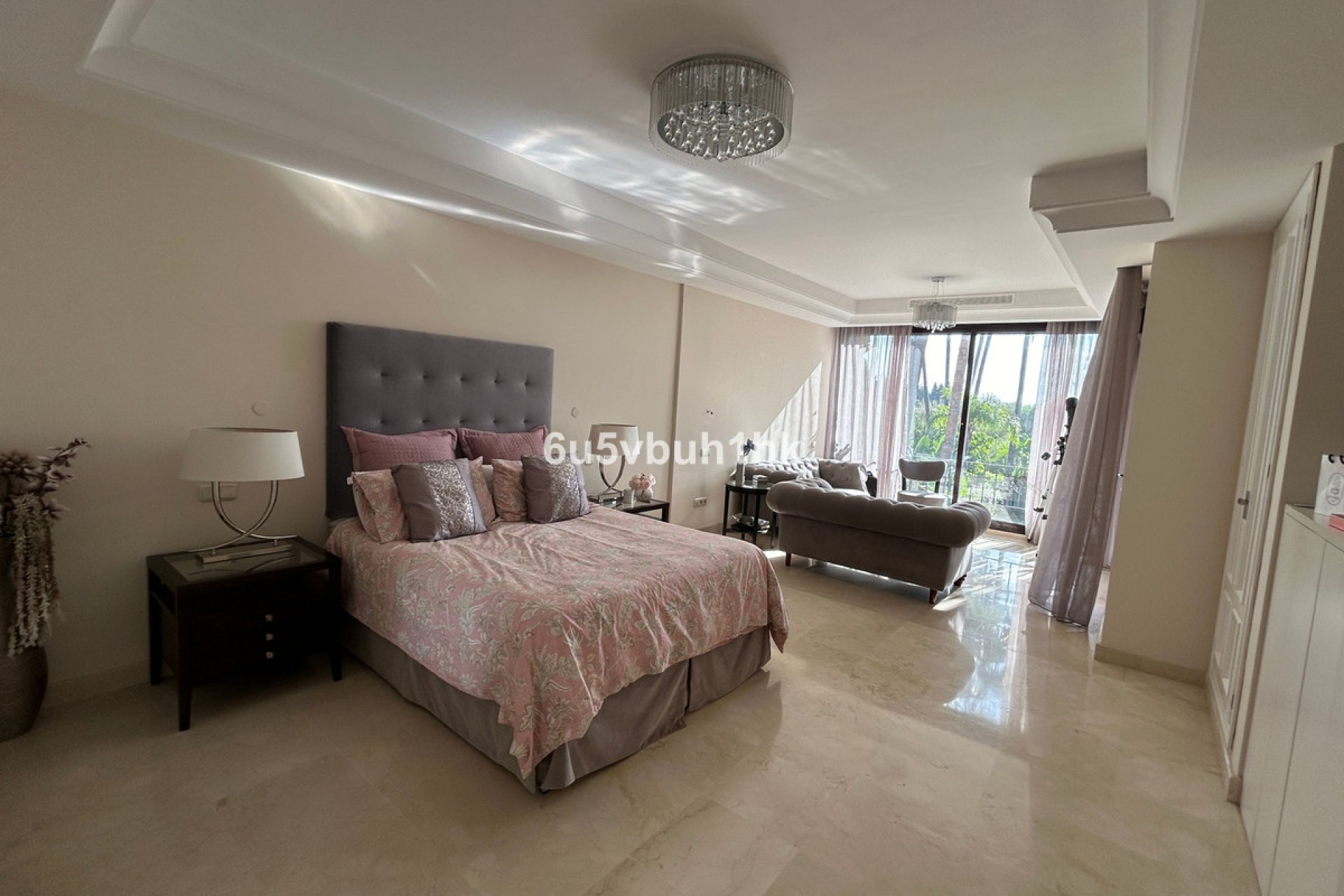 Resale - House - Semi-Detached House - Marbella - Puerto Banús