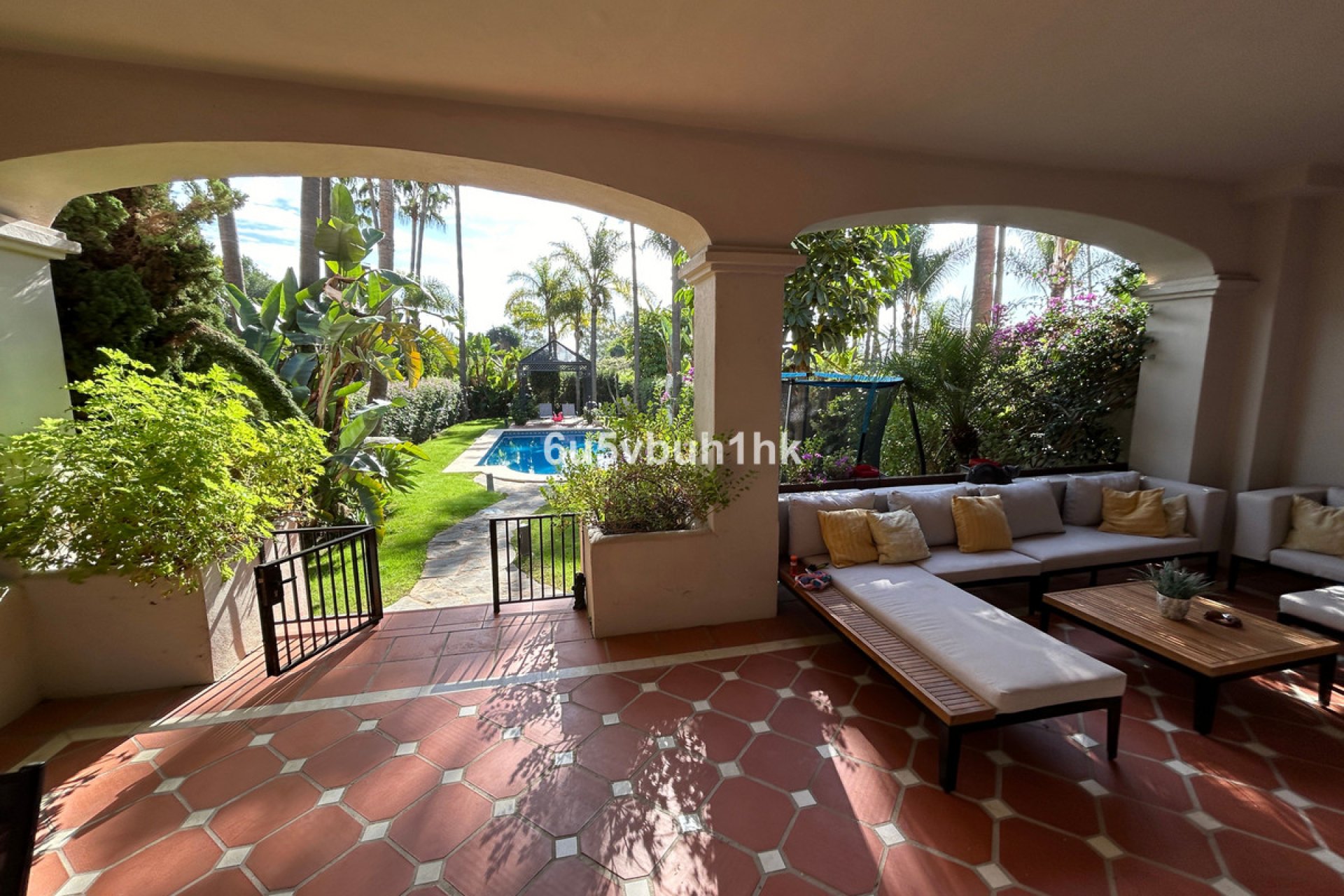 Resale - House - Semi-Detached House - Marbella - Puerto Banús