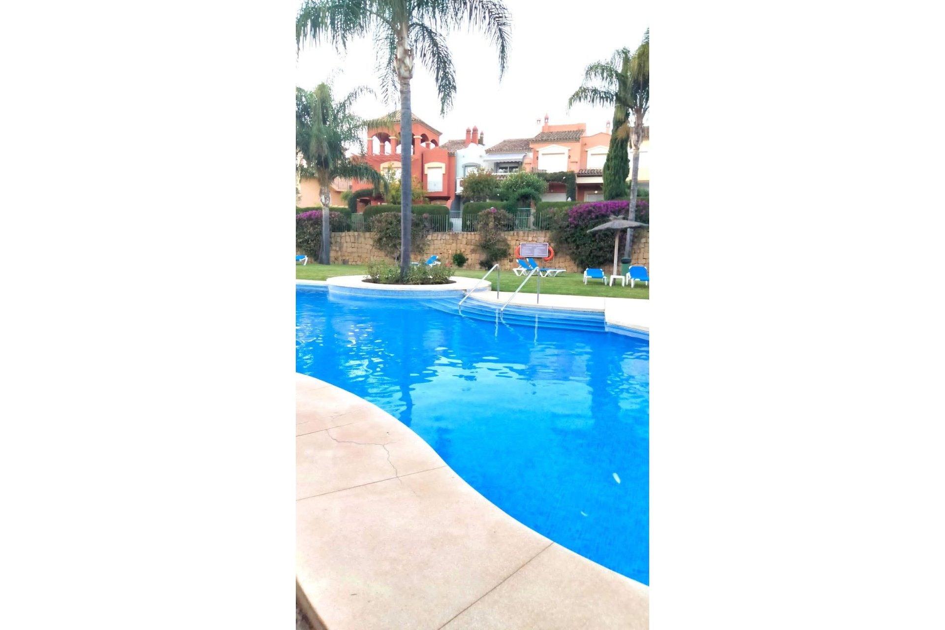 Resale - House - Semi-Detached House - Marbella - Puerto Banús