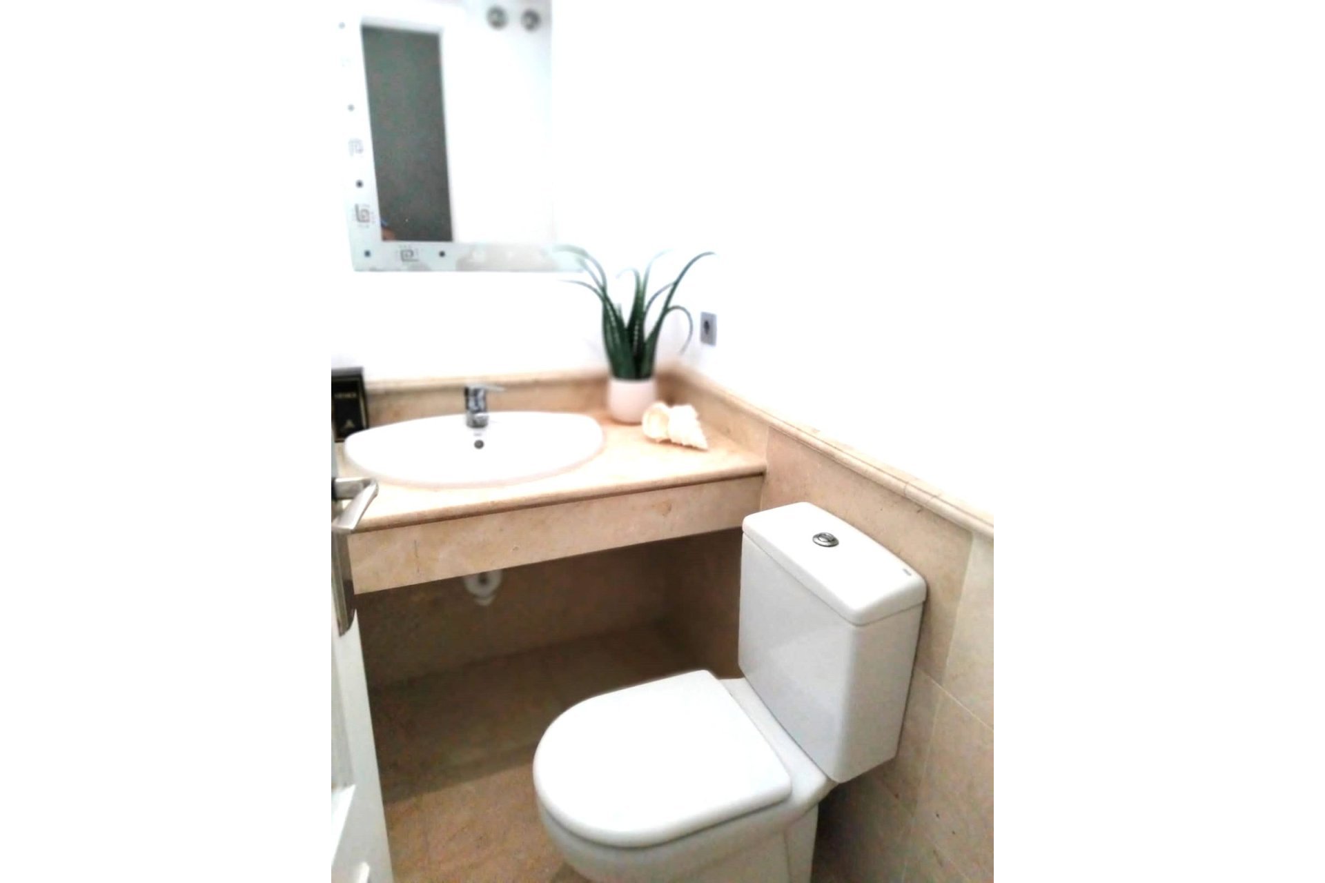 Resale - House - Semi-Detached House - Marbella - Puerto Banús