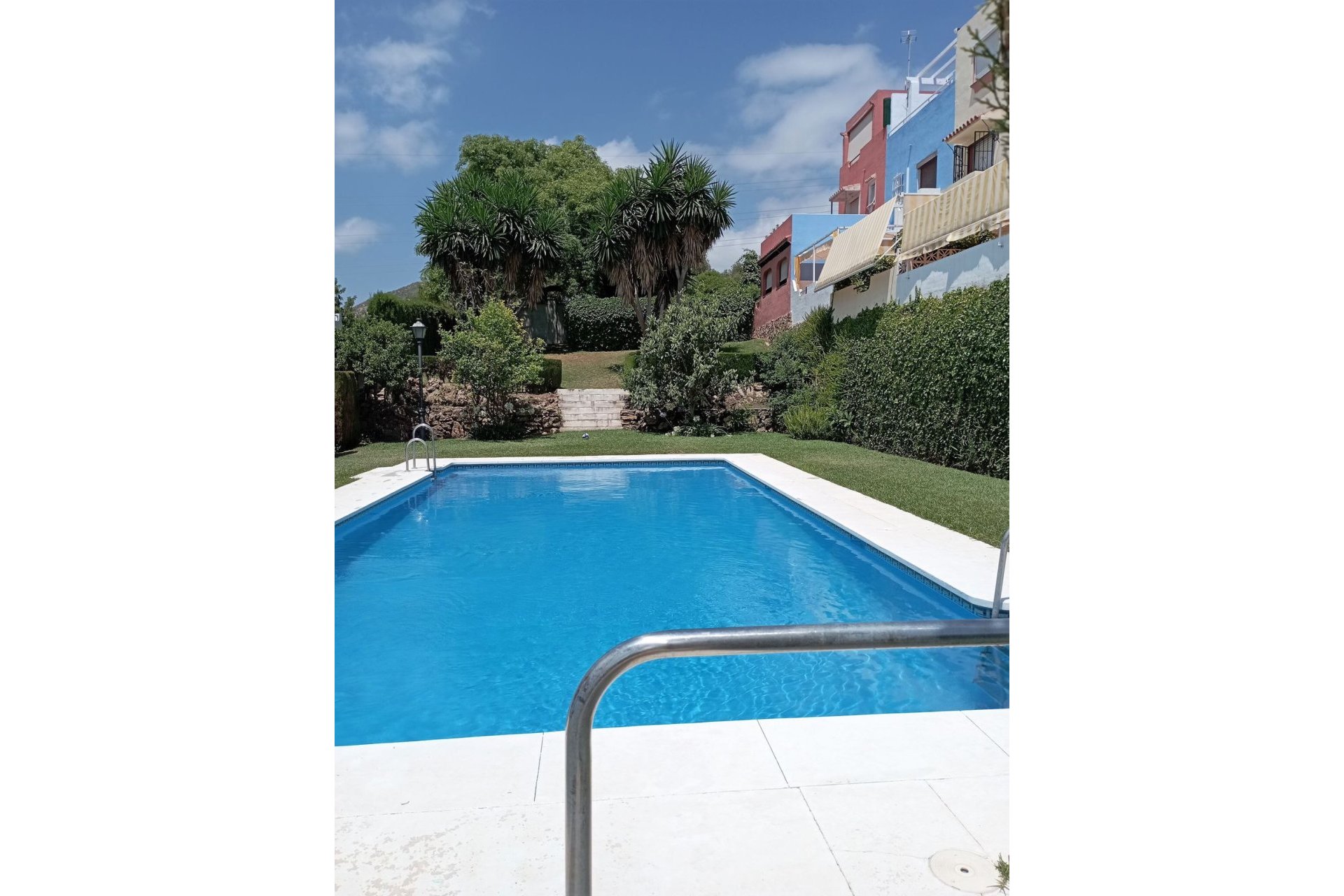 Resale - House - Semi-Detached House - Marbella - Río Real