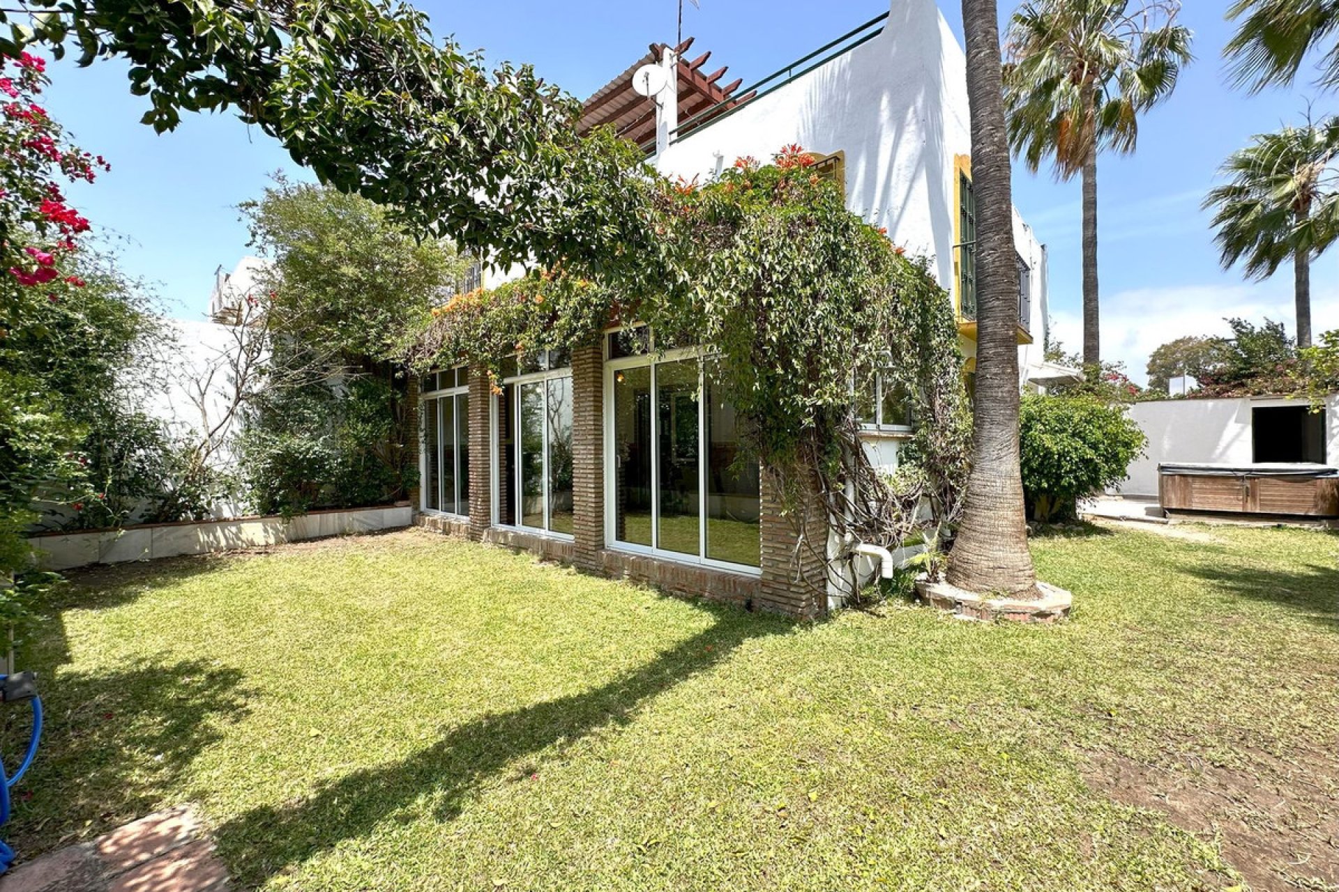 Resale - House - Semi-Detached House - Marbella - San Pedro De Alcantara