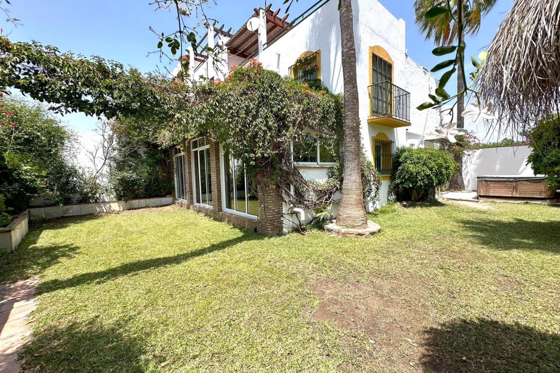 Resale - House - Semi-Detached House - Marbella - San Pedro De Alcantara