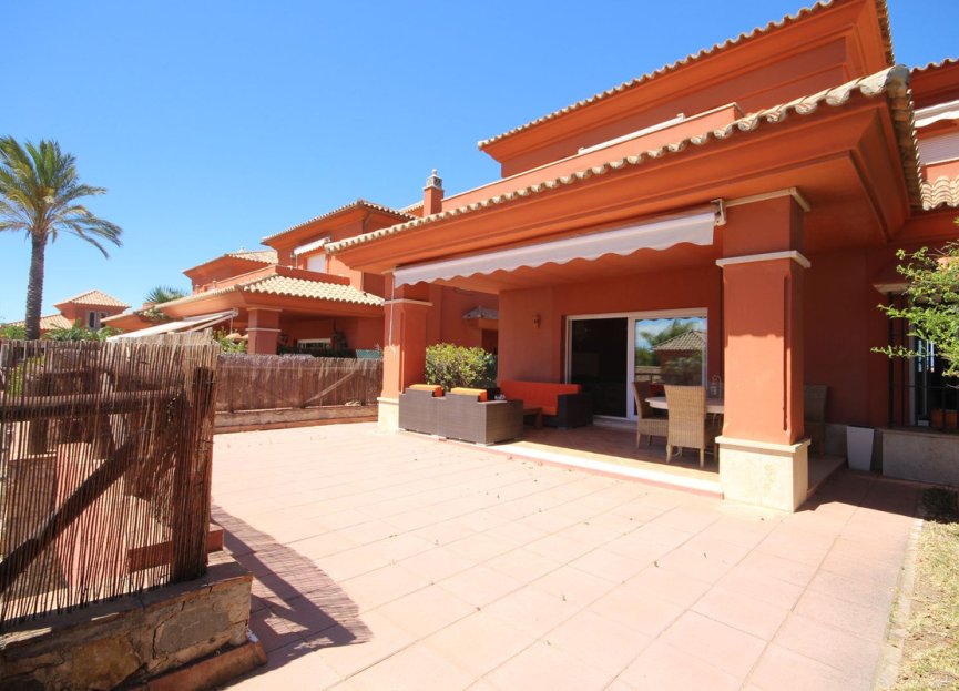 Resale - House - Semi-Detached House - Marbella - Santa Clara