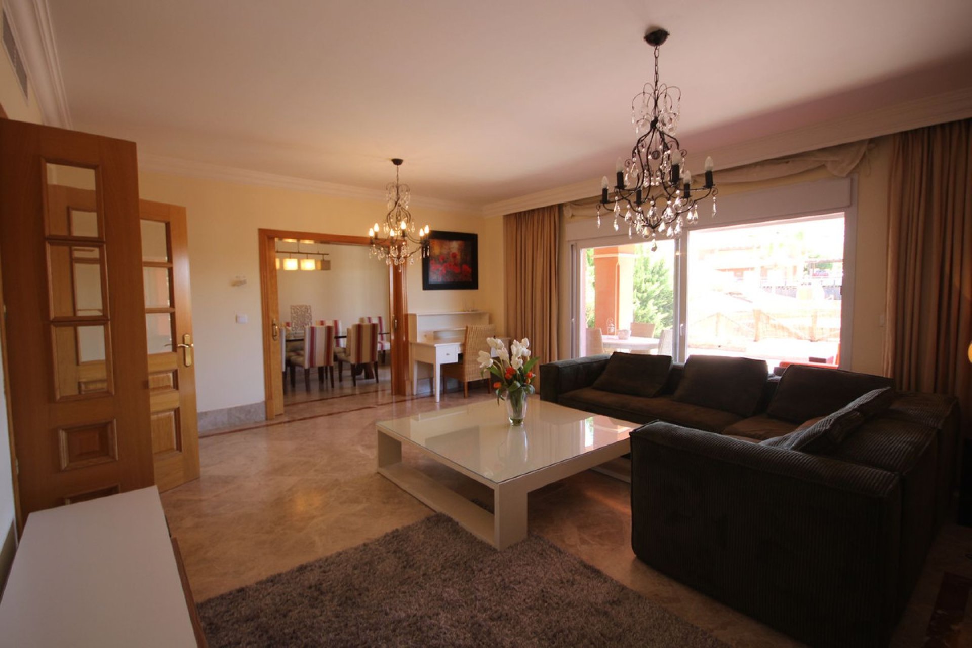 Resale - House - Semi-Detached House - Marbella - Santa Clara