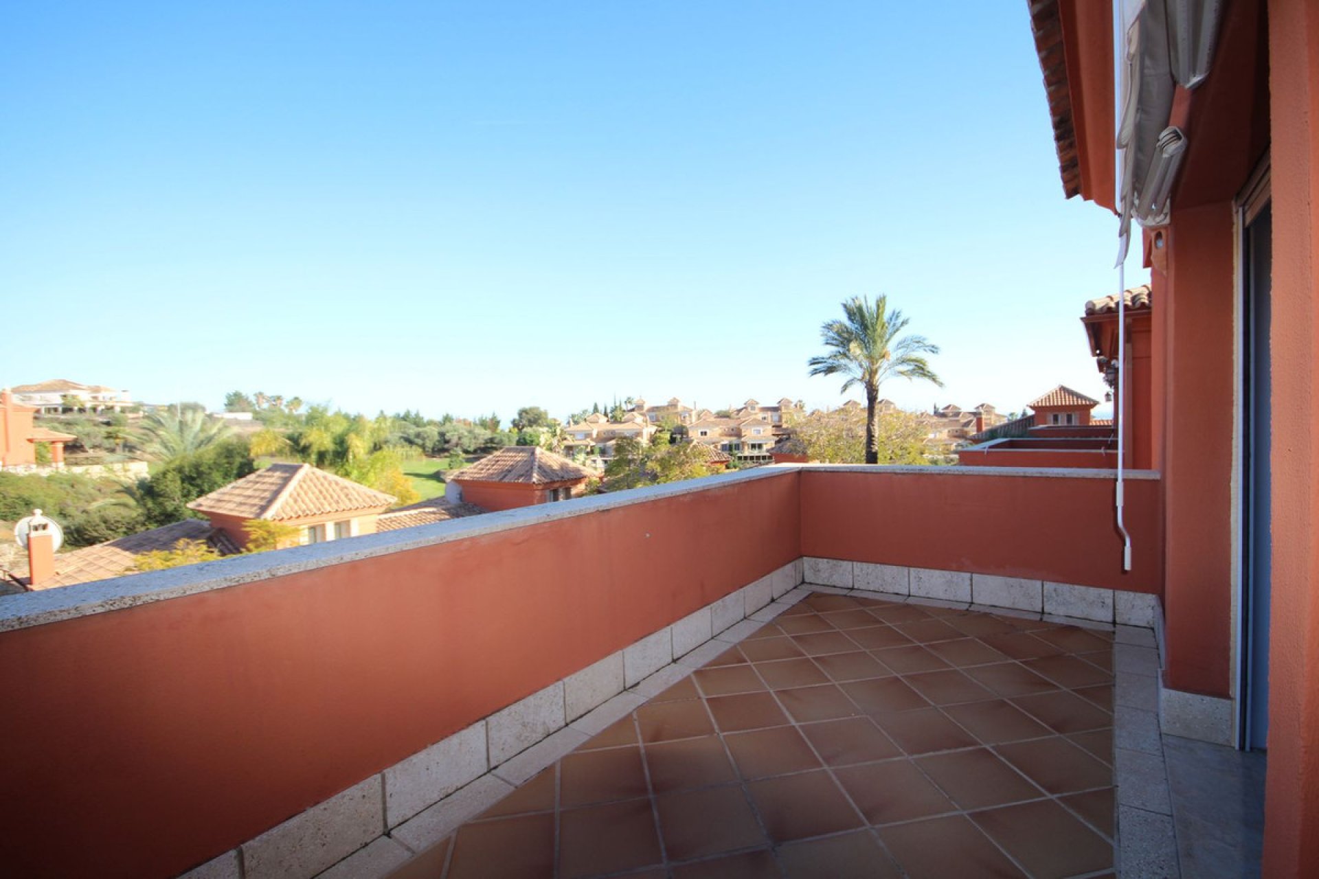 Resale - House - Semi-Detached House - Marbella - Santa Clara