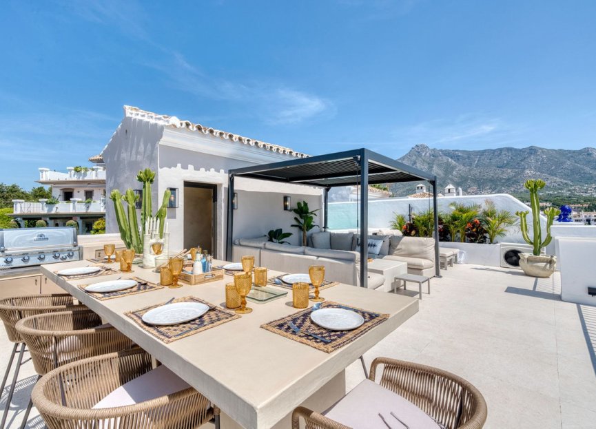 Resale - House - Semi-Detached House - Marbella - The Golden Mile