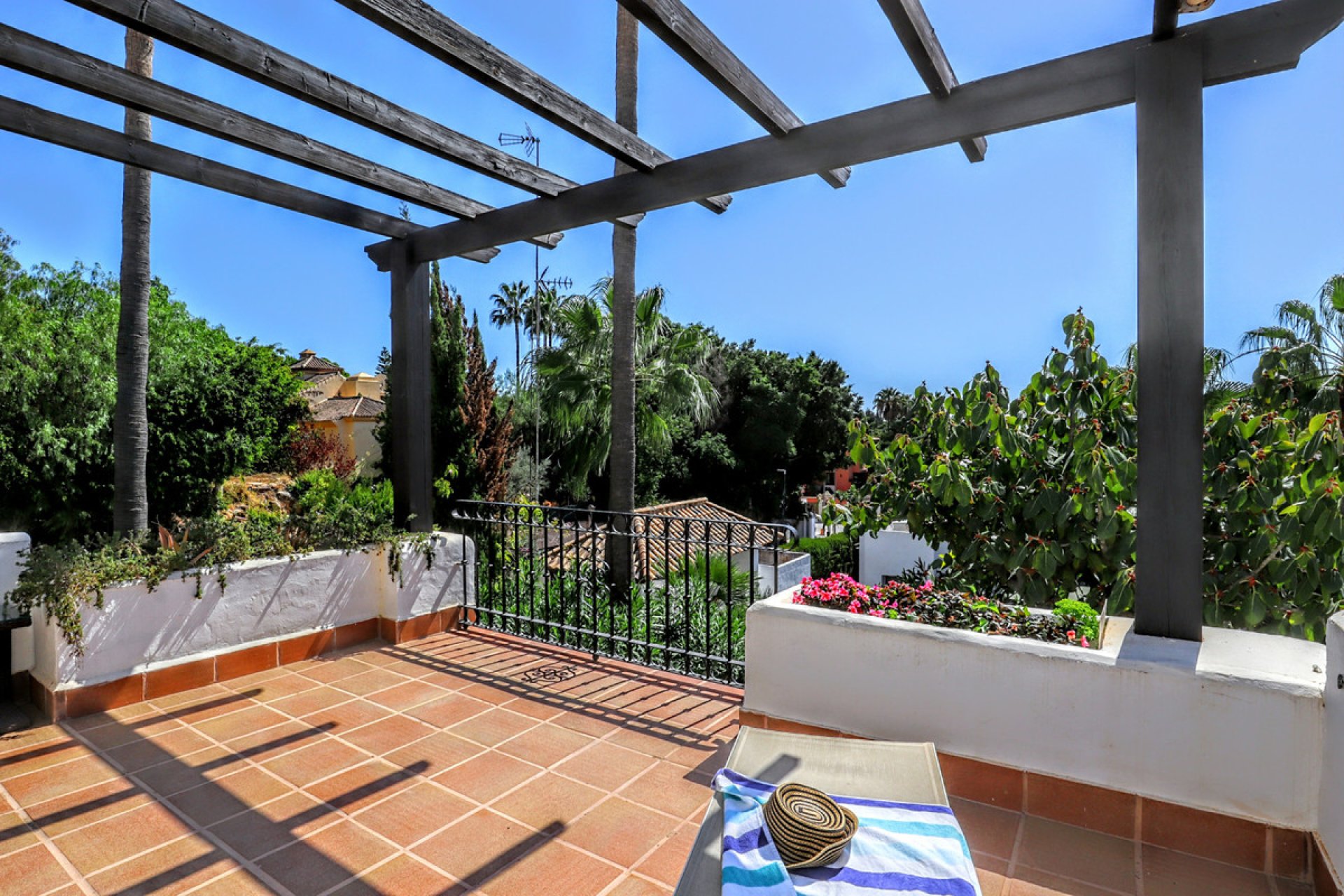 Resale - House - Semi-Detached House - Marbella - The Golden Mile