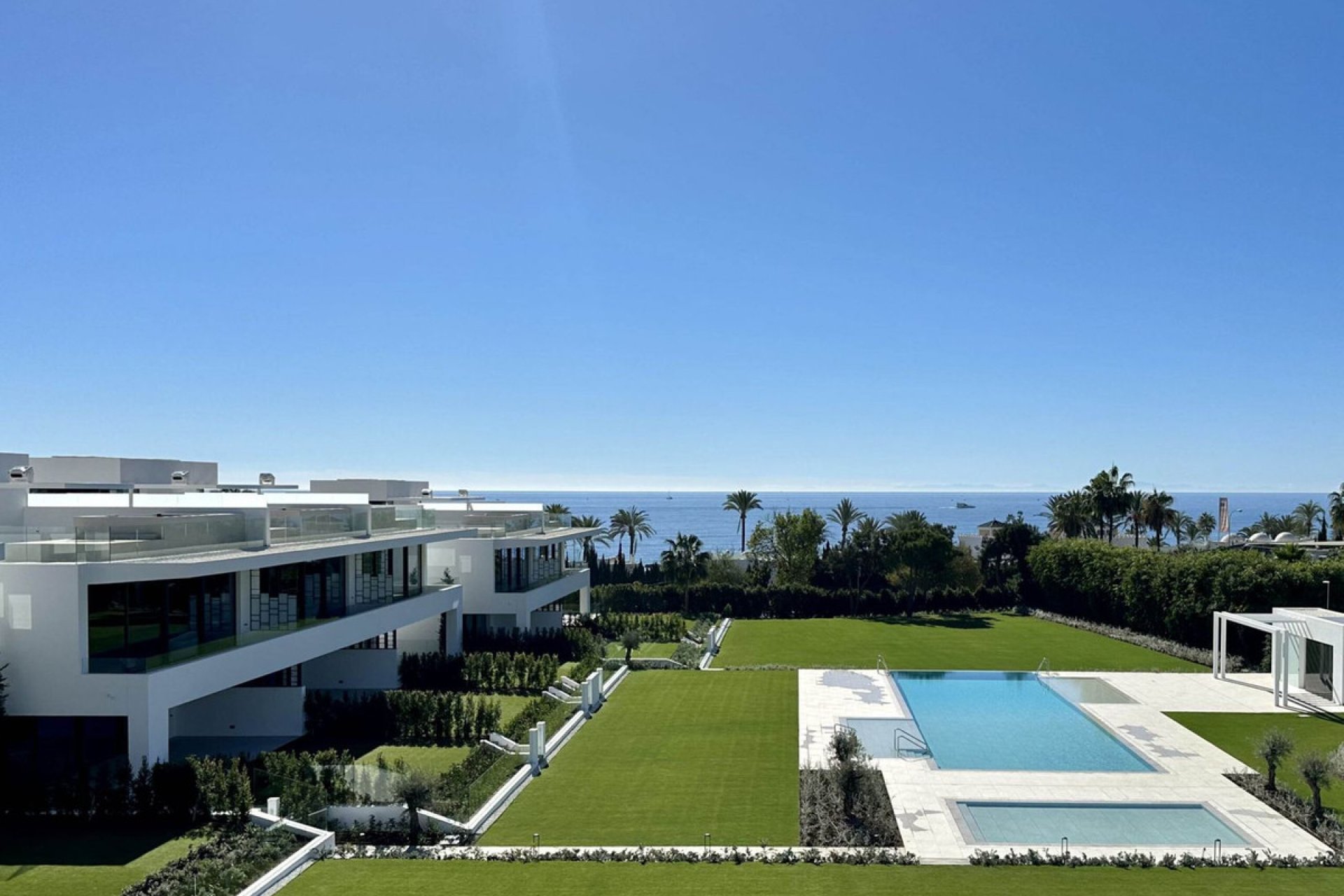 Resale - House - Semi-Detached House - Marbella - The Golden Mile