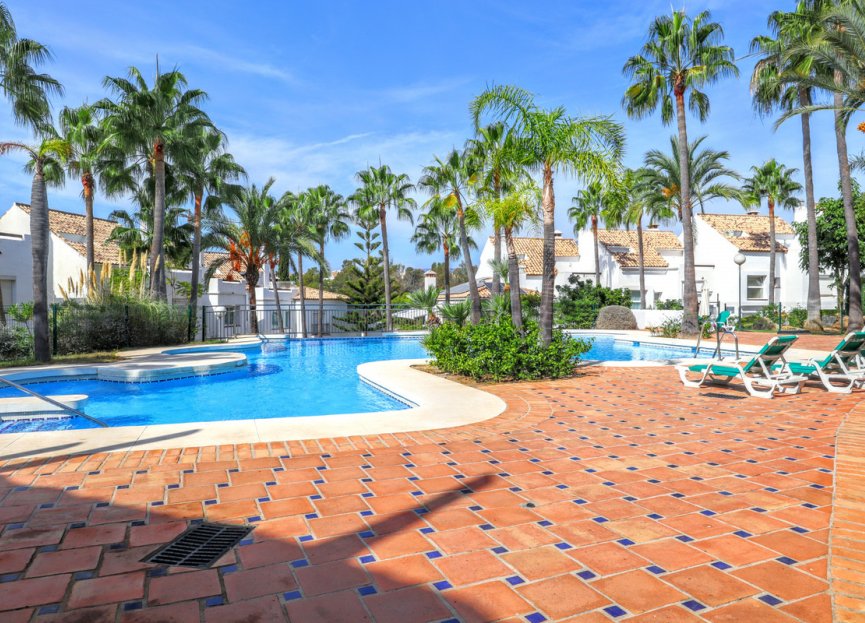 Resale - House - Semi-Detached House - Marbella - The Golden Mile