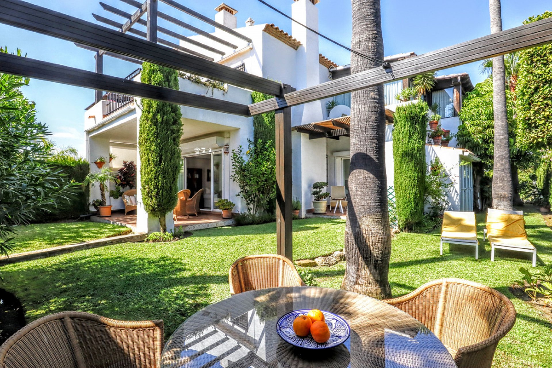 Resale - House - Semi-Detached House - Marbella - The Golden Mile