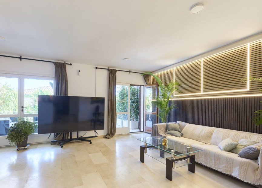 Resale - House - Semi-Detached House - Marbella - The Golden Mile