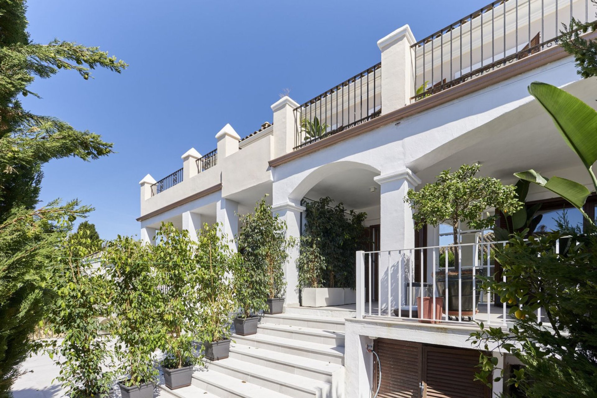 Resale - House - Semi-Detached House - Marbella - The Golden Mile