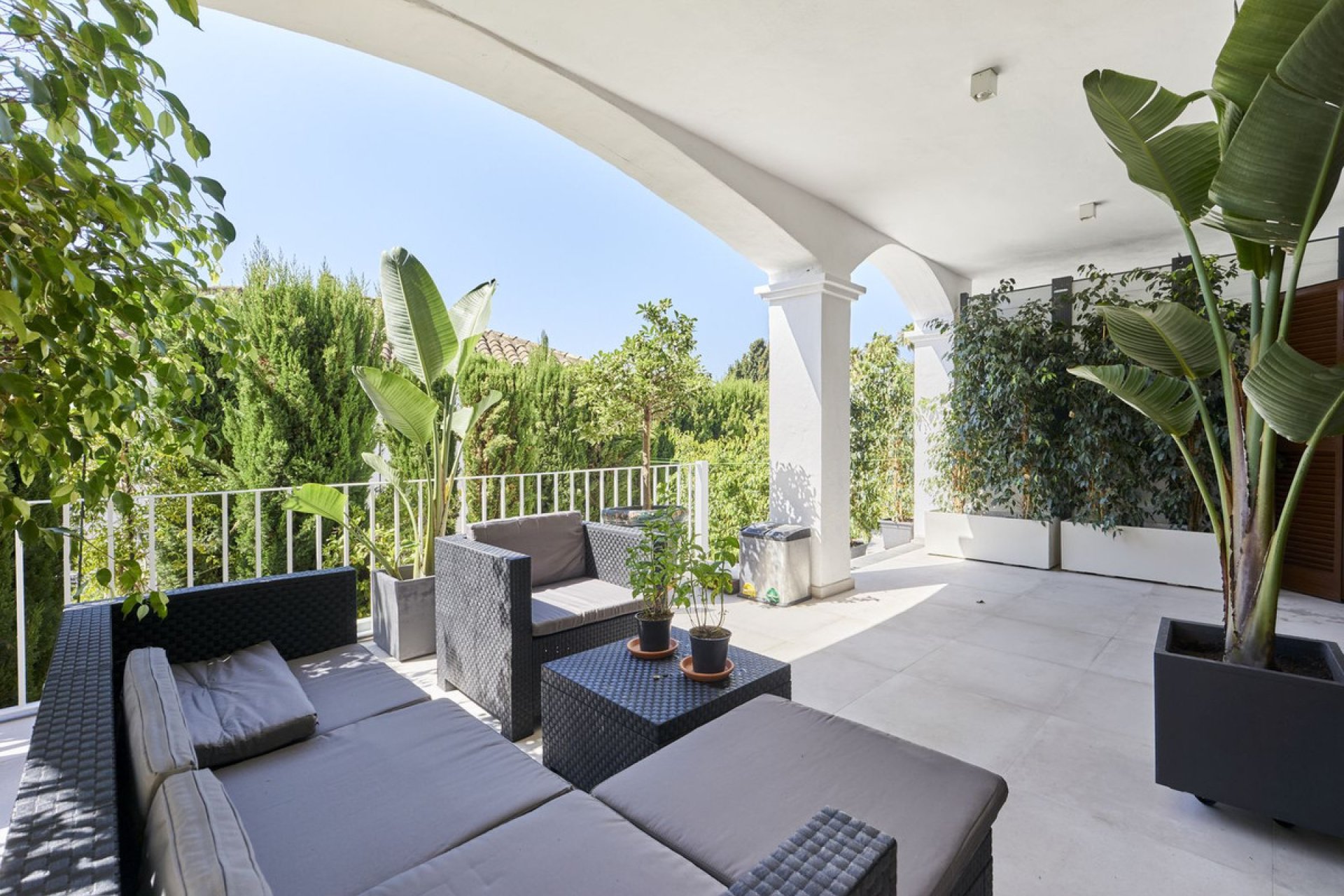 Resale - House - Semi-Detached House - Marbella - The Golden Mile