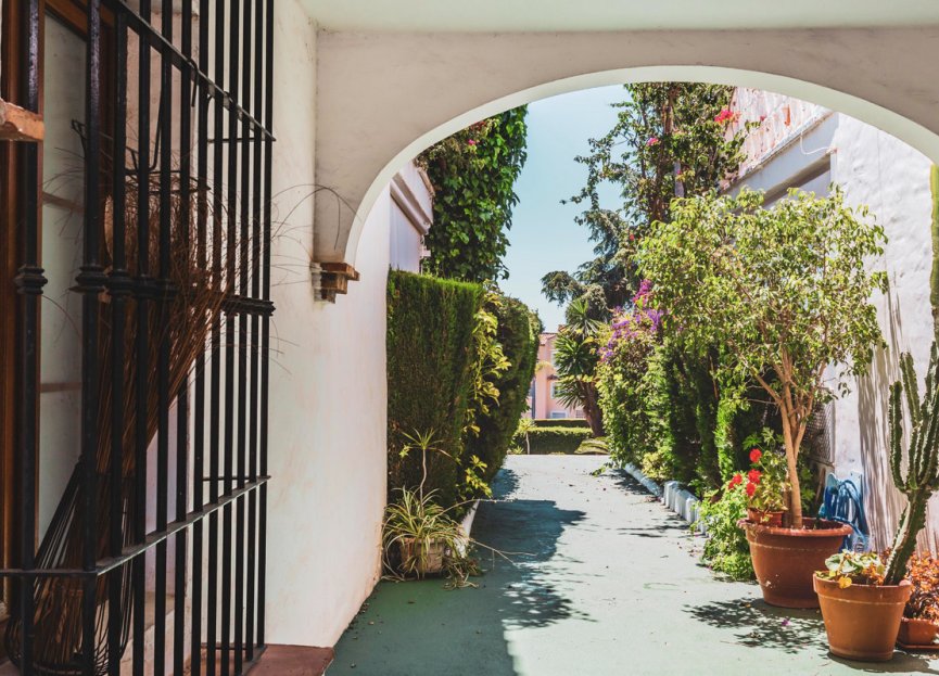 Resale - House - Semi-Detached House - Marbella - The Golden Mile