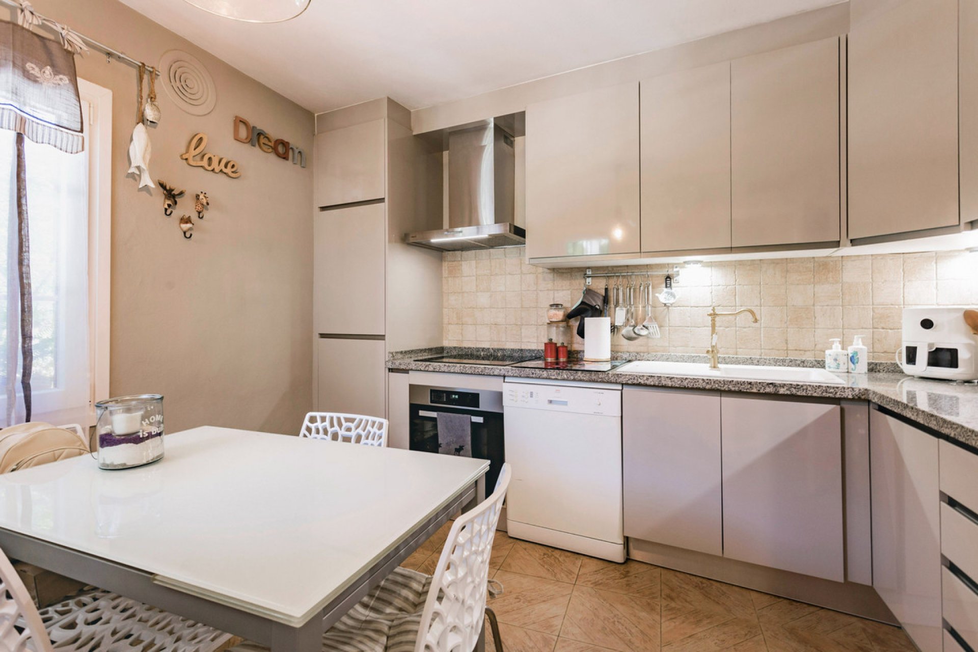 Resale - House - Semi-Detached House - Marbella - The Golden Mile